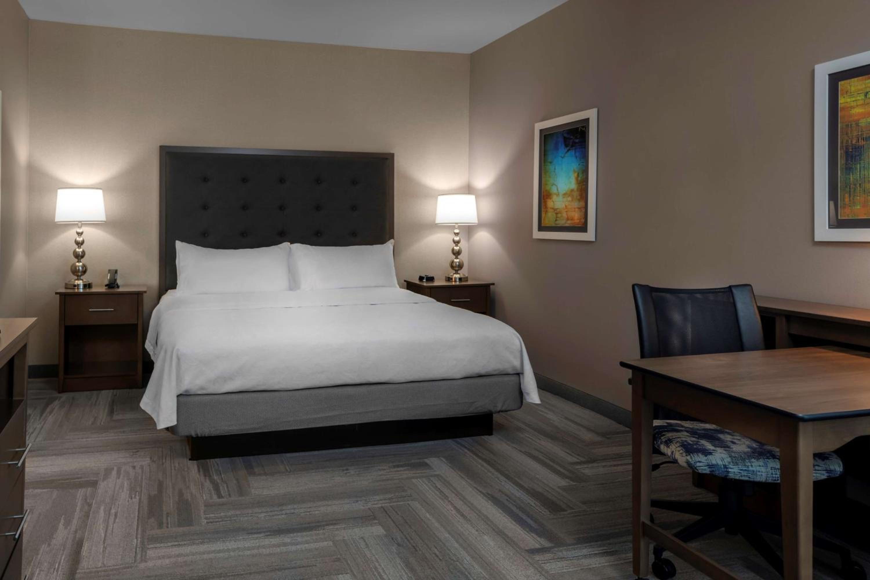King Studio Suite - Non-Smoking - Photo 2