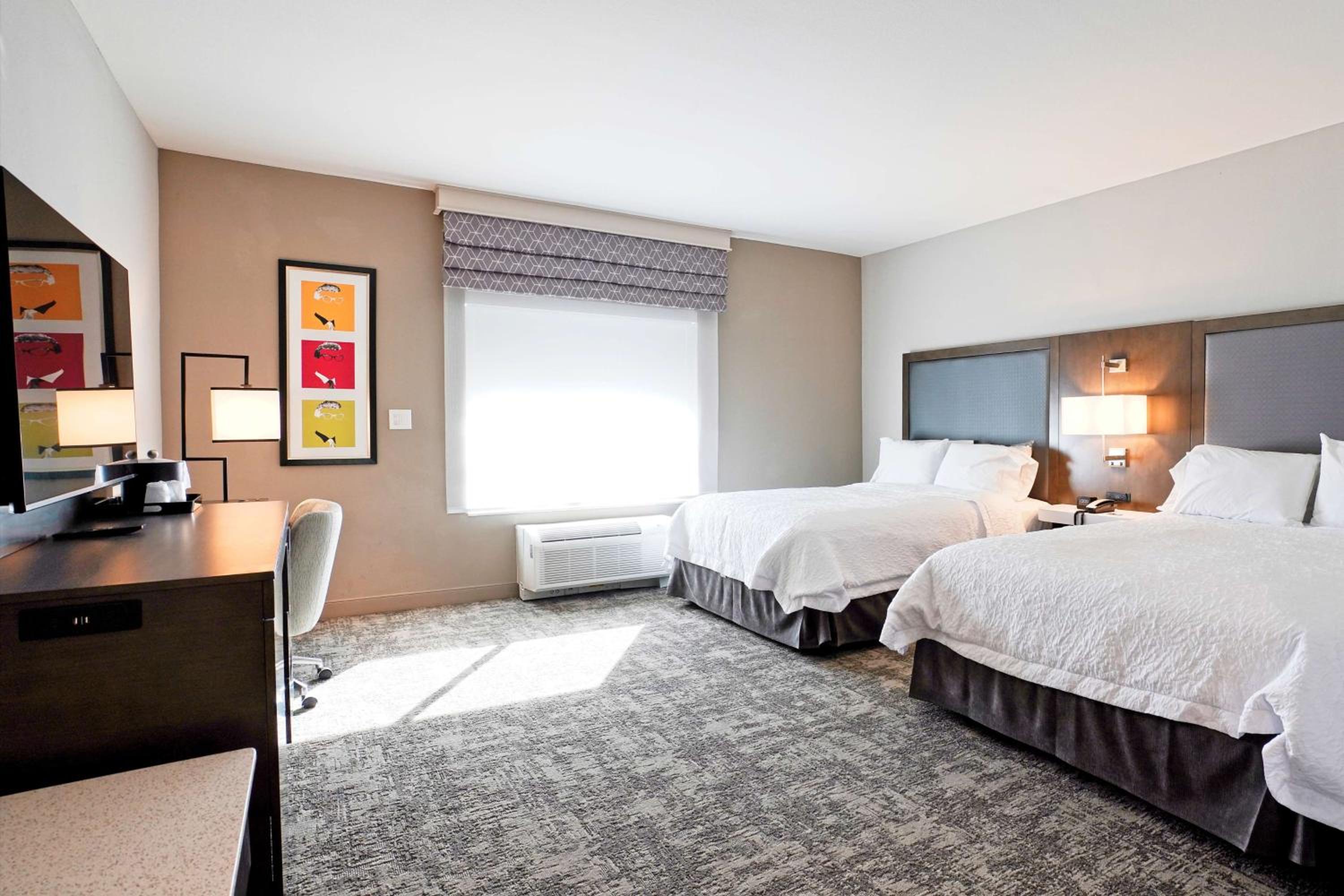 Queen Room with Two Queen Beds and Bathtub - Mobility Access  - Photo 1