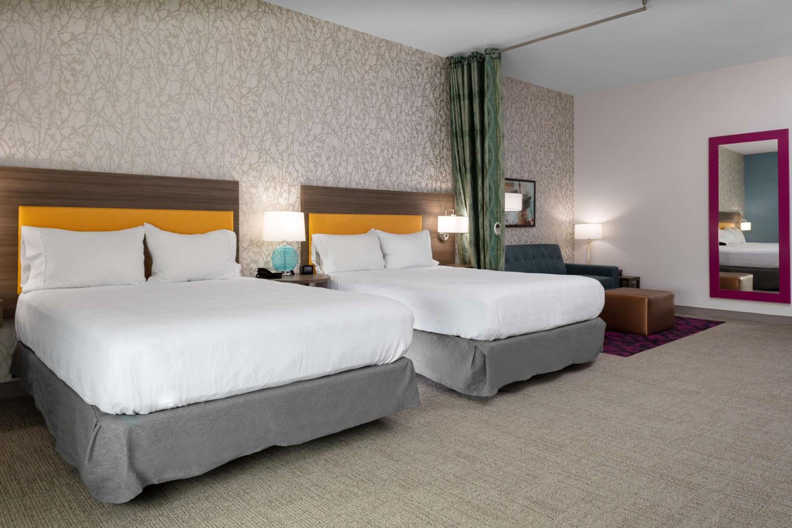 Studio Suite with Two Queen Beds - Hearing Access/Non-Smoking