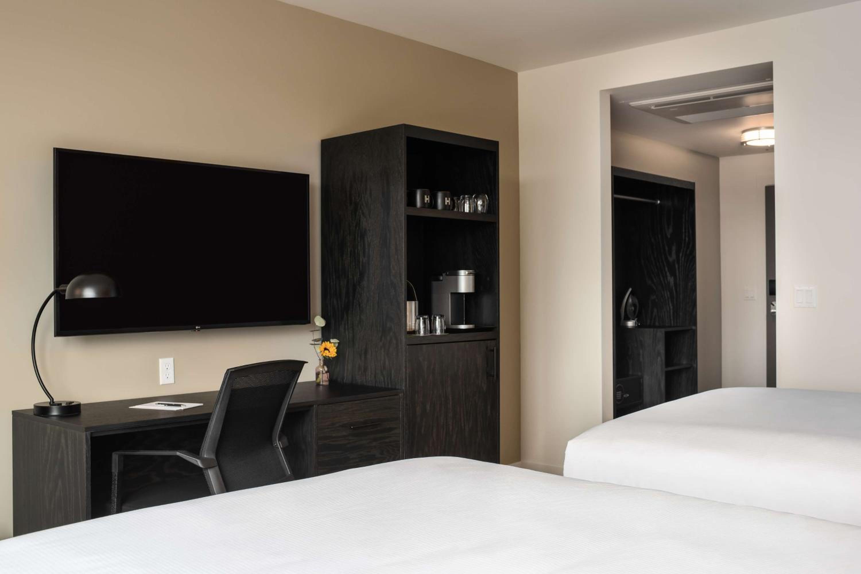 Queen Room with Two Queen Beds - Photo 1
