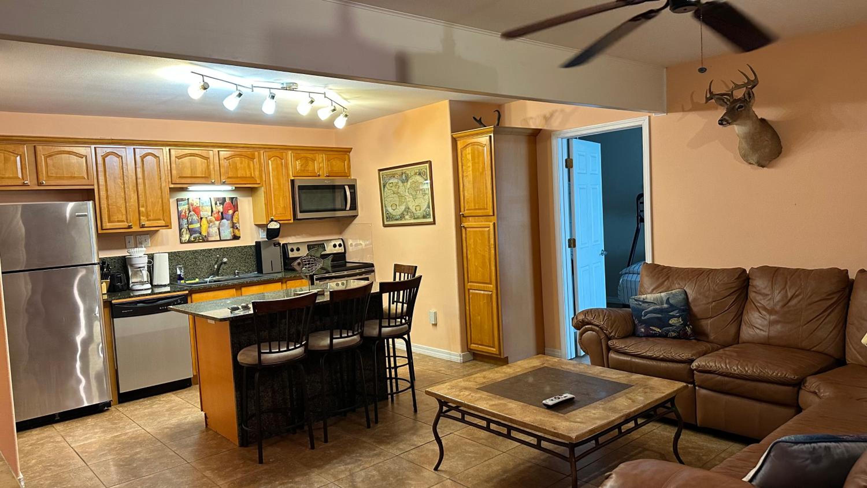 Two-Bedroom Apartment photo 2