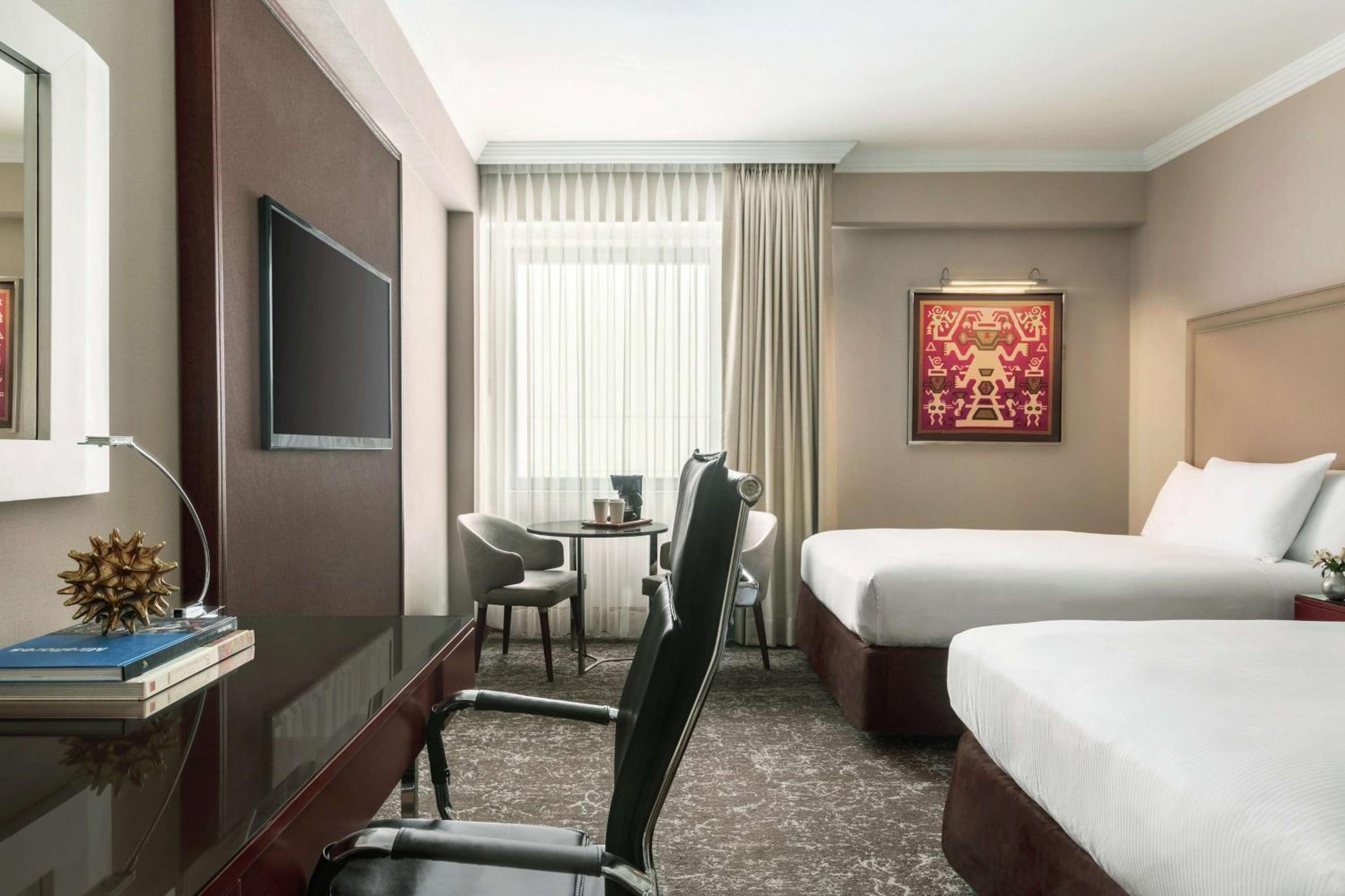 Deluxe Double Room with Two Double Beds - Photo 1