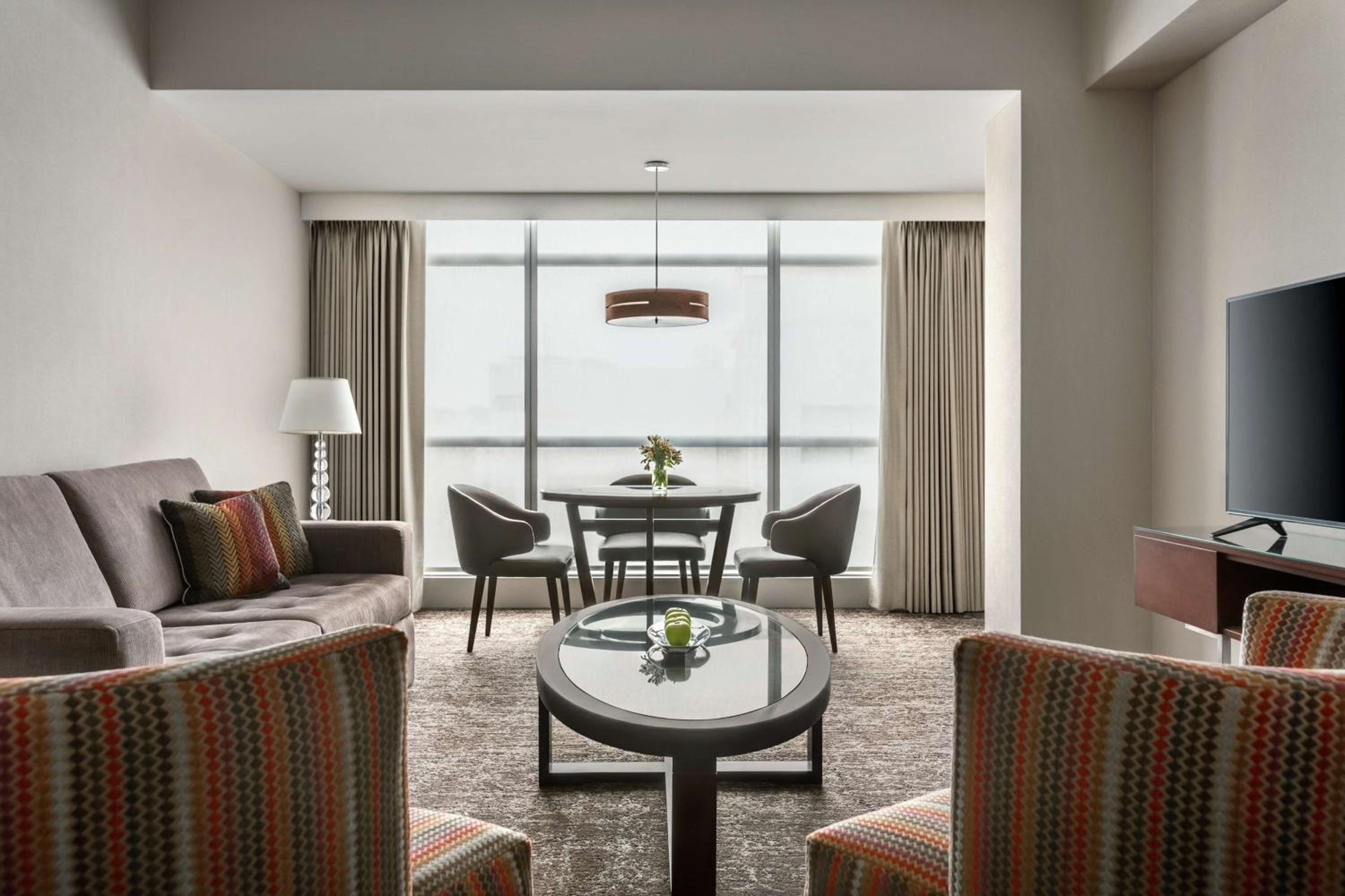 One-Bedroom Suite with Two Double Beds - Photo 3
