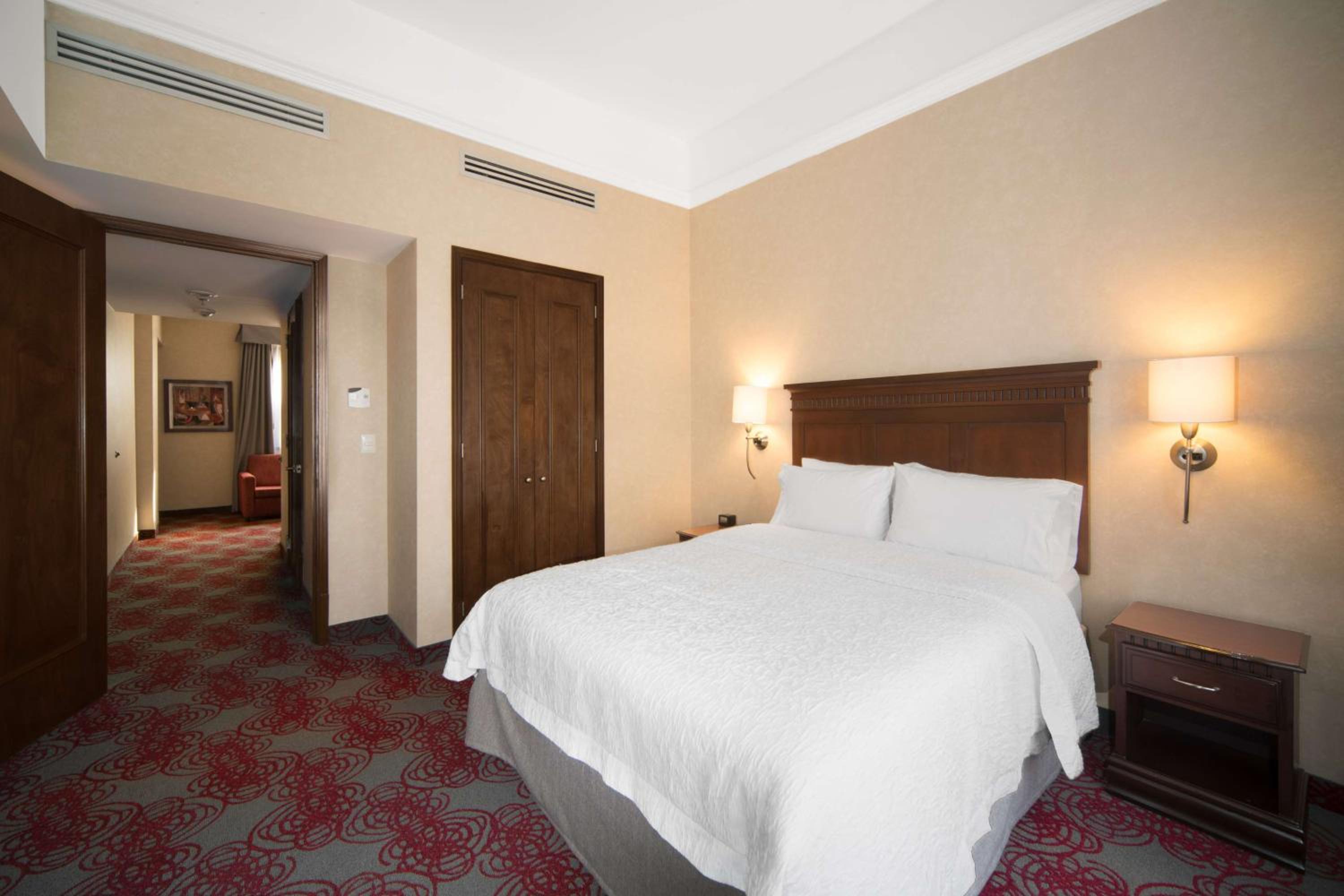 Queen Room - Disability Access/Non-Smoking - Photo 1