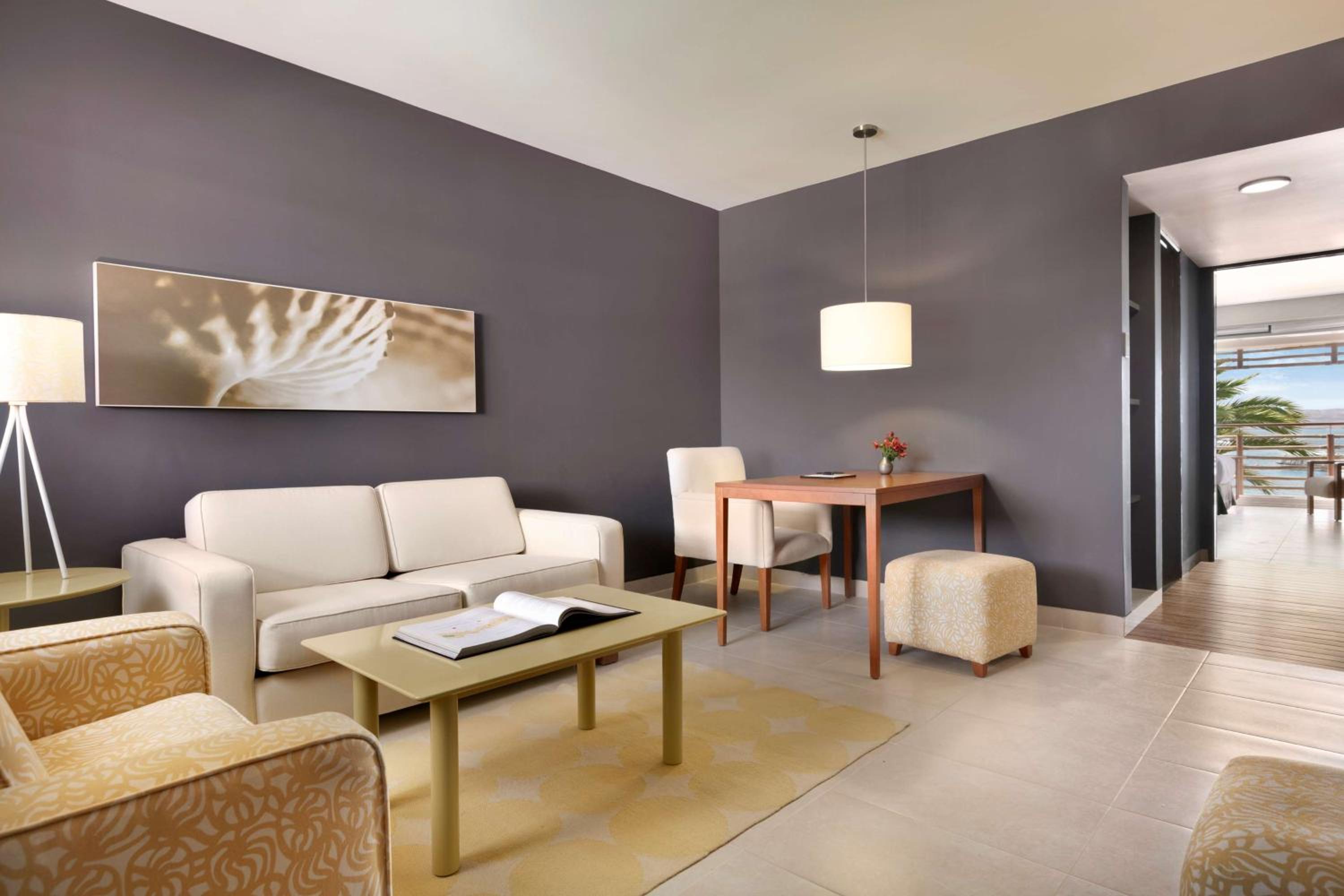 Suite with Two Double Beds and Ocean View - Terrace photo 3