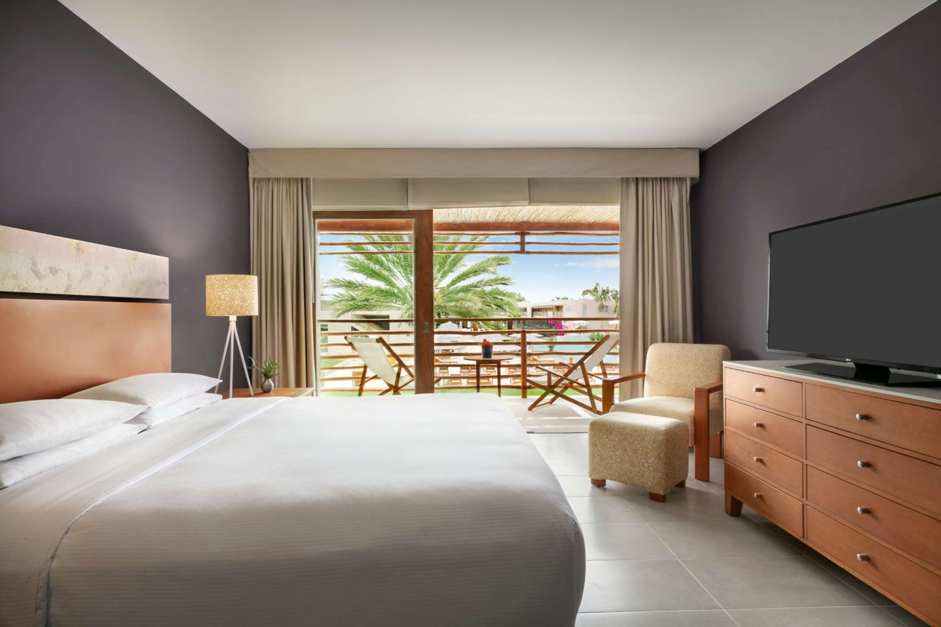 King Suite with Terrace and Garden View
