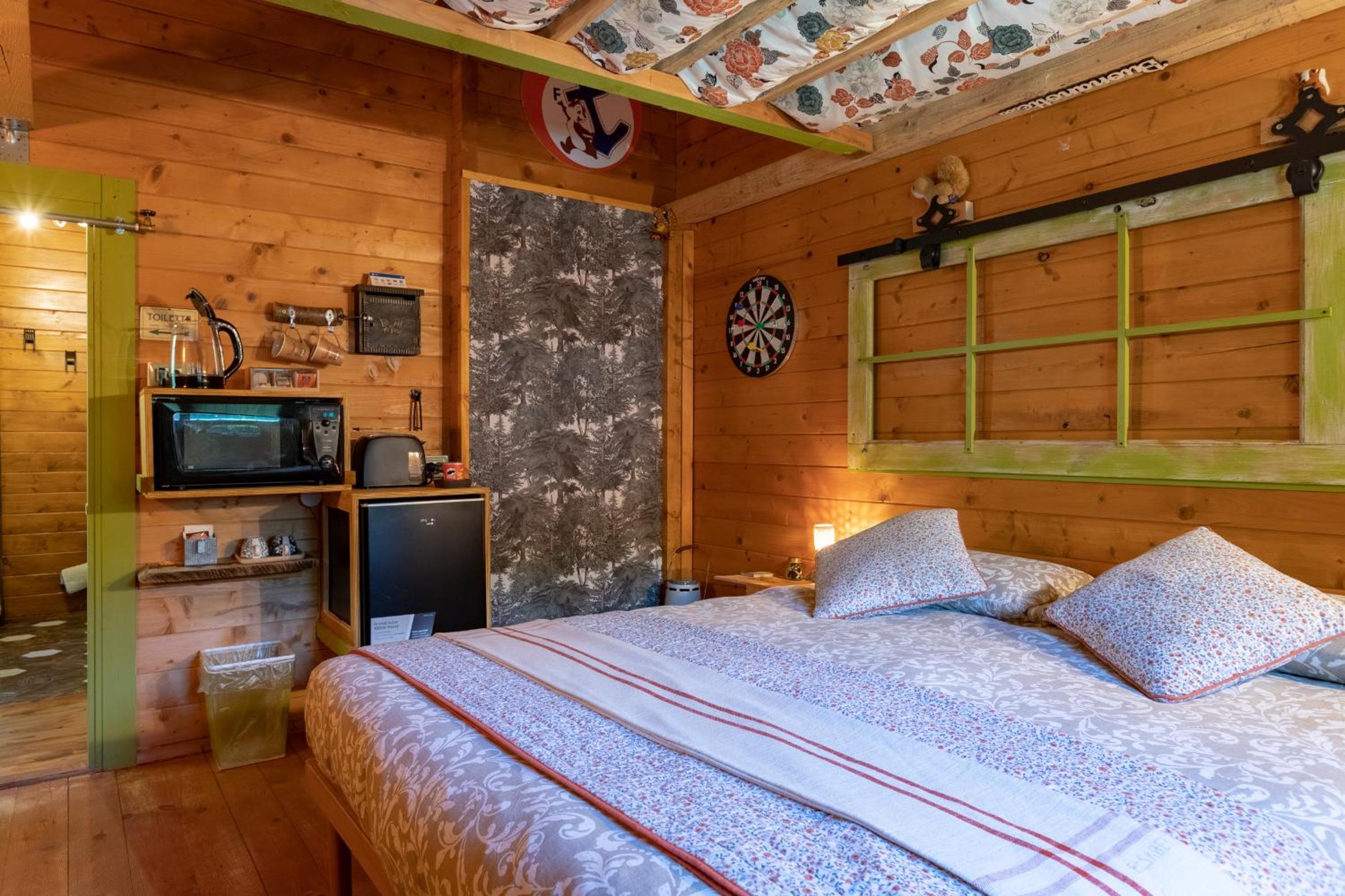 Double Room with Private Bathroom - Photo 5