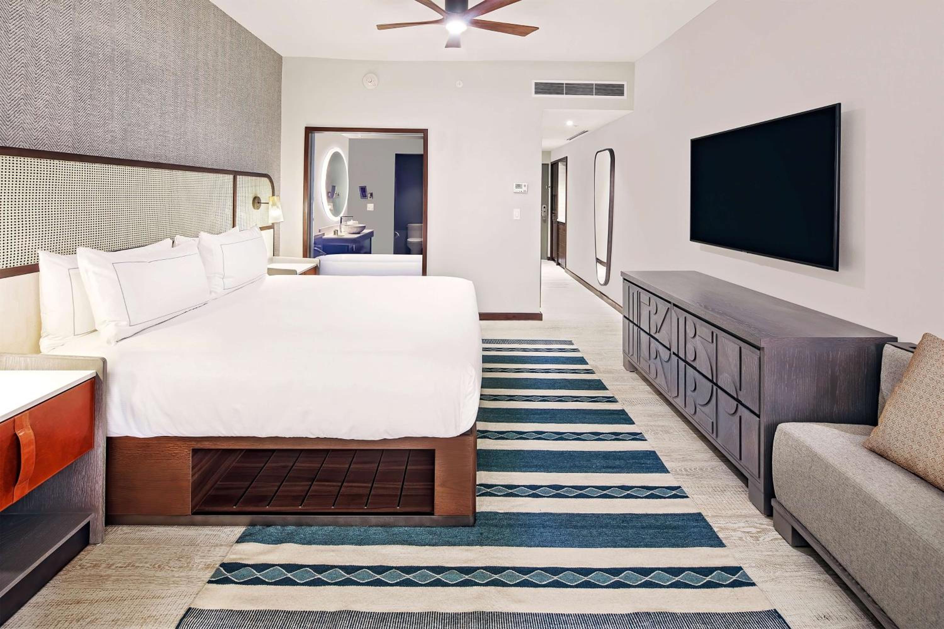 Studio King Ocean View Plus