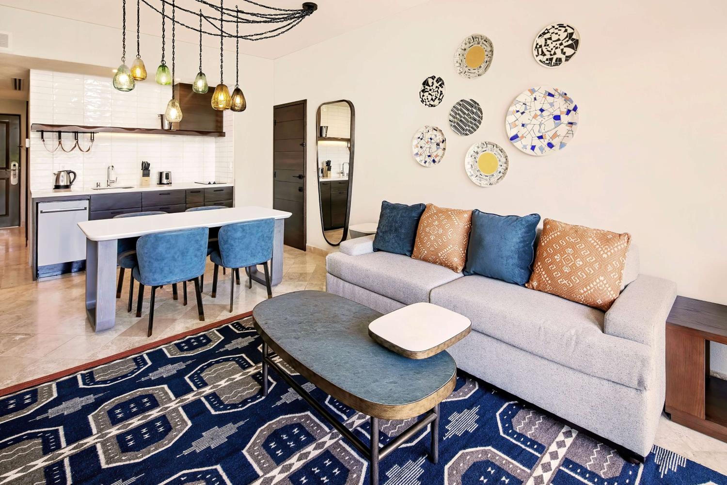 Two-Bedroom King Suite with Balcony and Ocean view