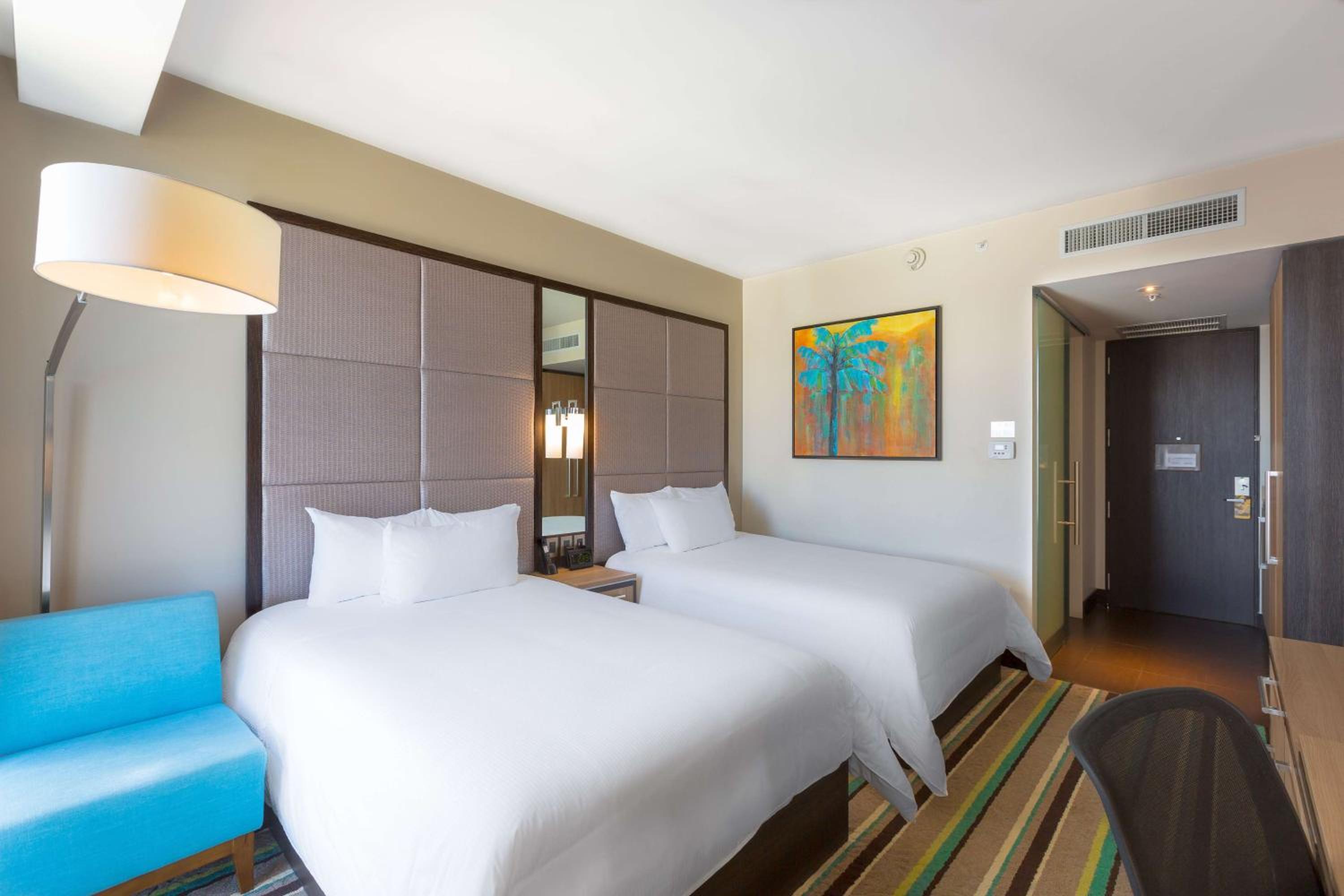 Double Room with Two Double Beds and Balcony photo 3