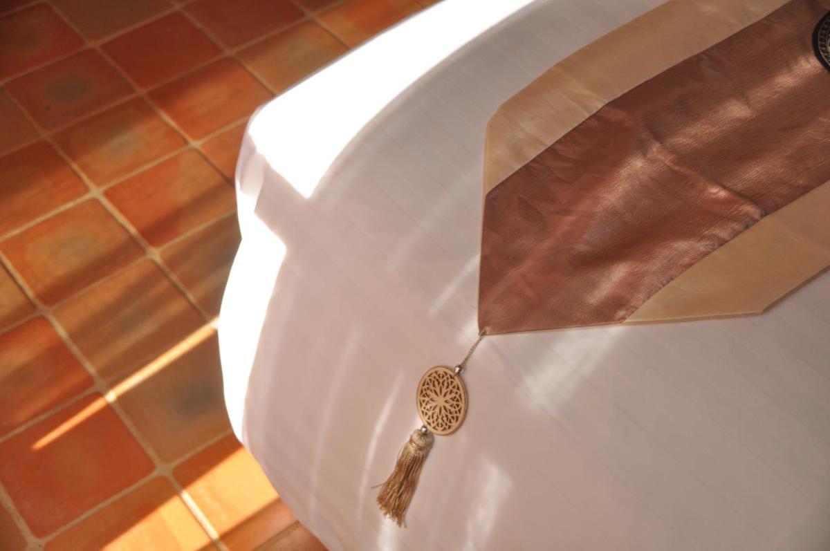 Twin Room with Terrace with access to hottub, hammam and fitness room offered photo 3
