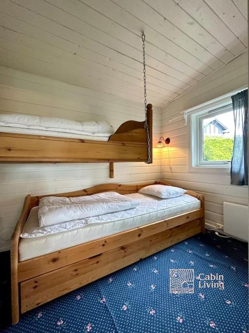 Four-Bedroom House photo 2