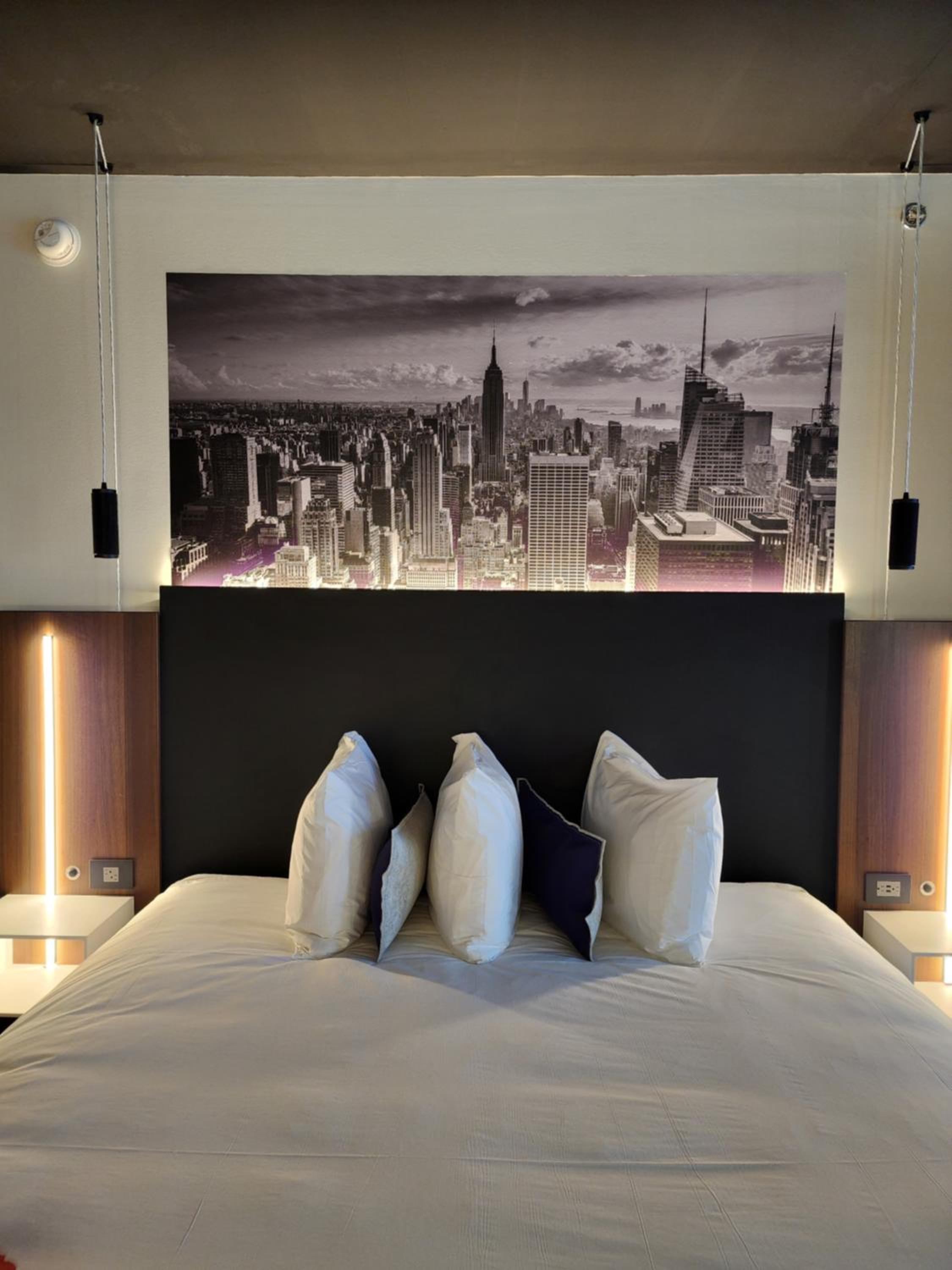 Superior King Room - Photo 3