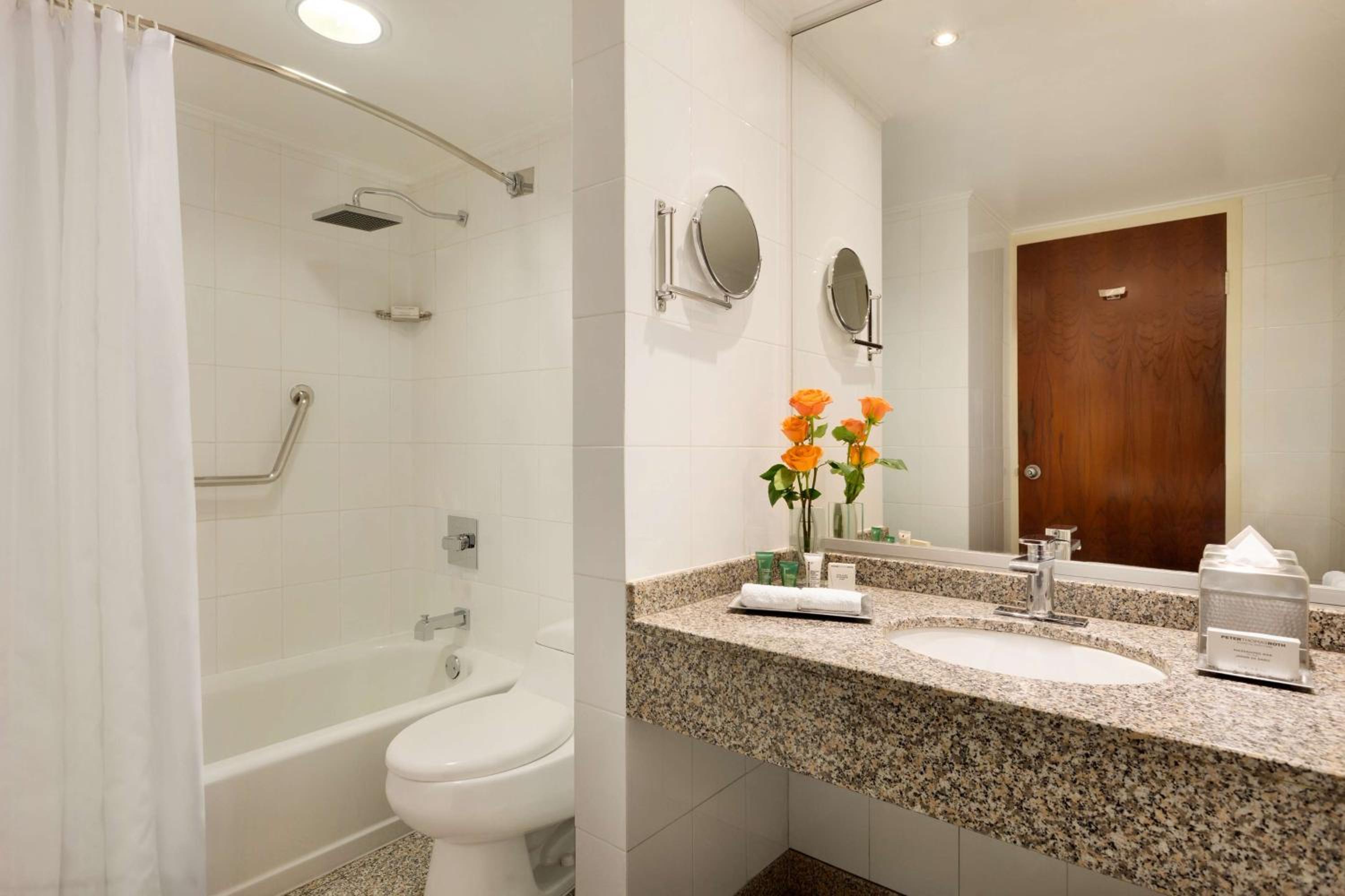 2 Double Beds Jr Suite photo 2