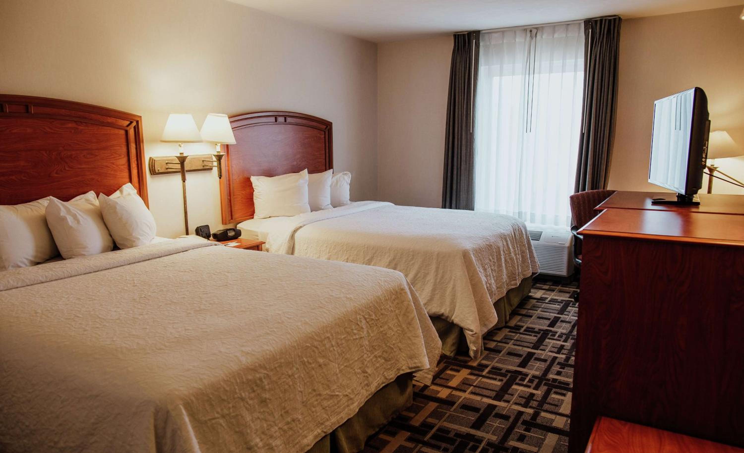Double Room with Two Double Beds - Non-Smoking - Photo 3