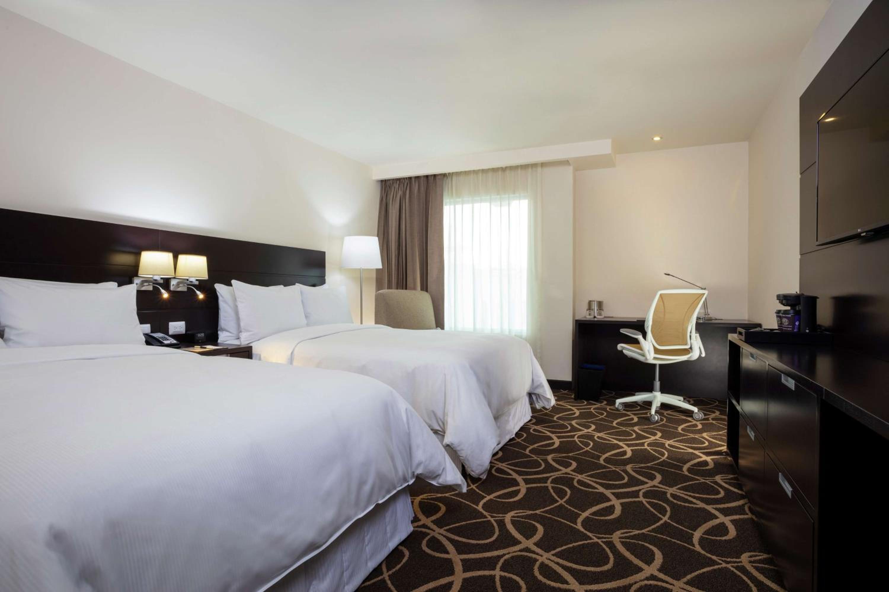 Double Room with Two Double Beds - Photo 1
