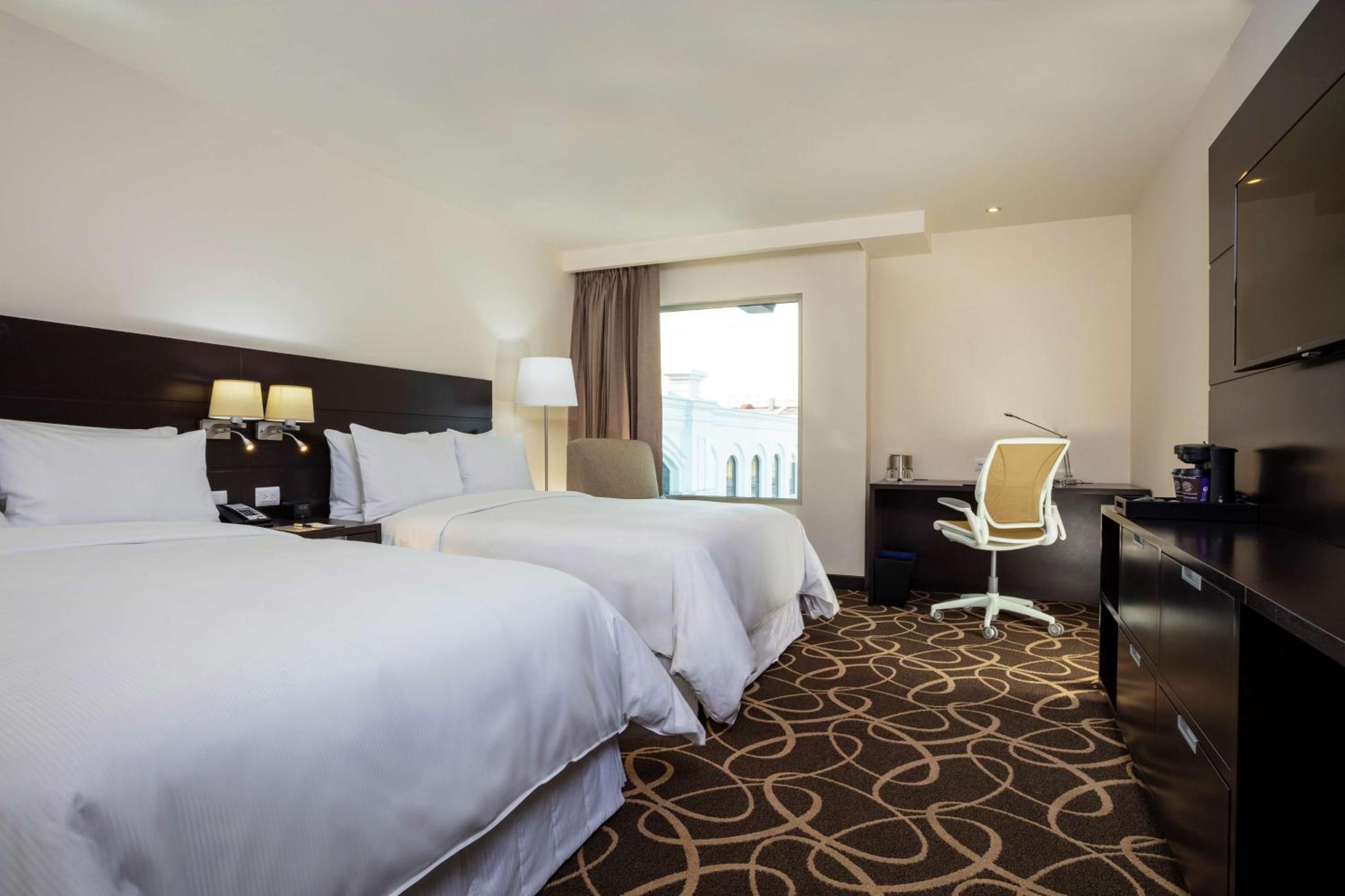 Double Room with Two Double Beds - Photo 4