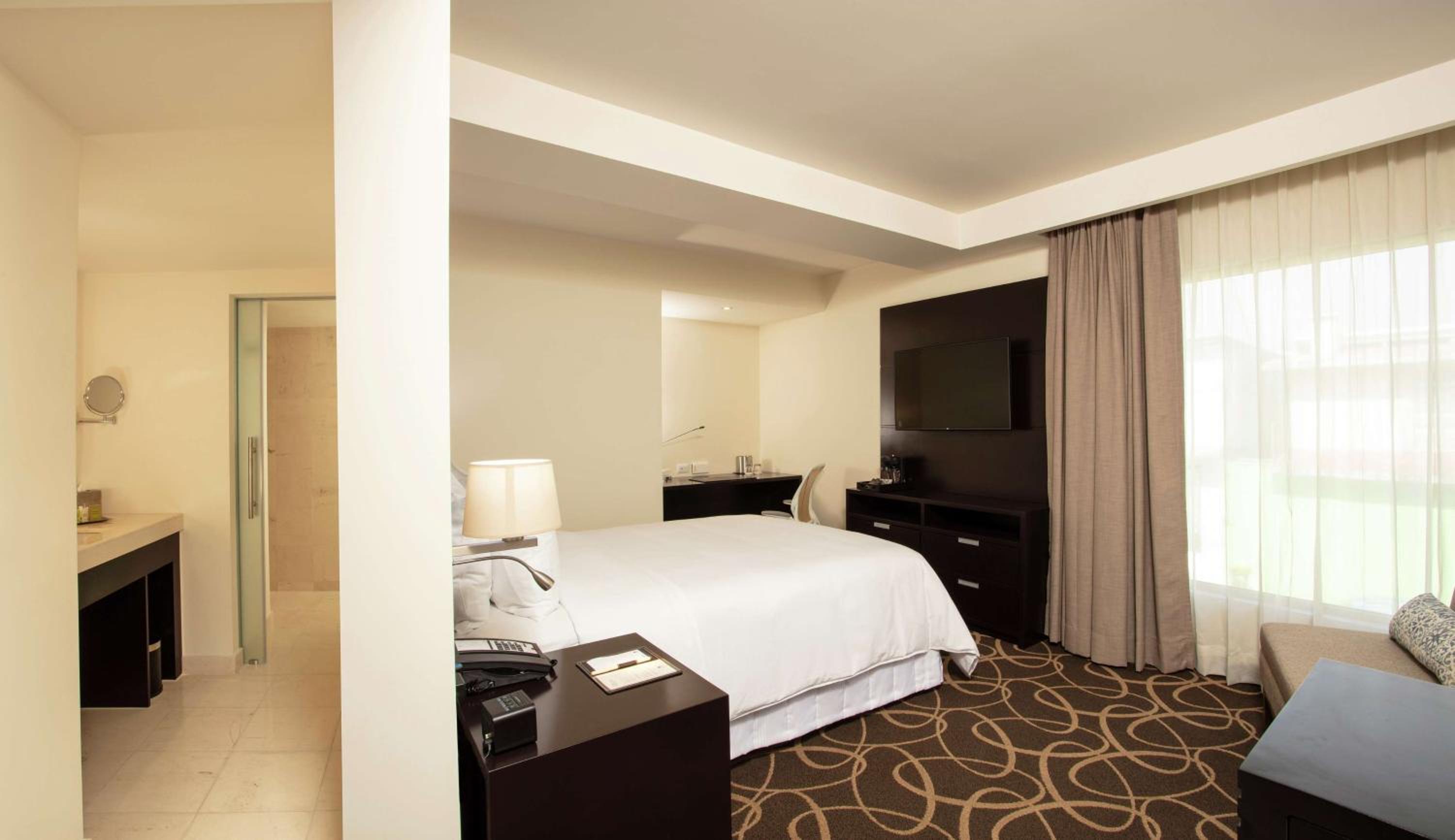 Queen Room - Photo 2
