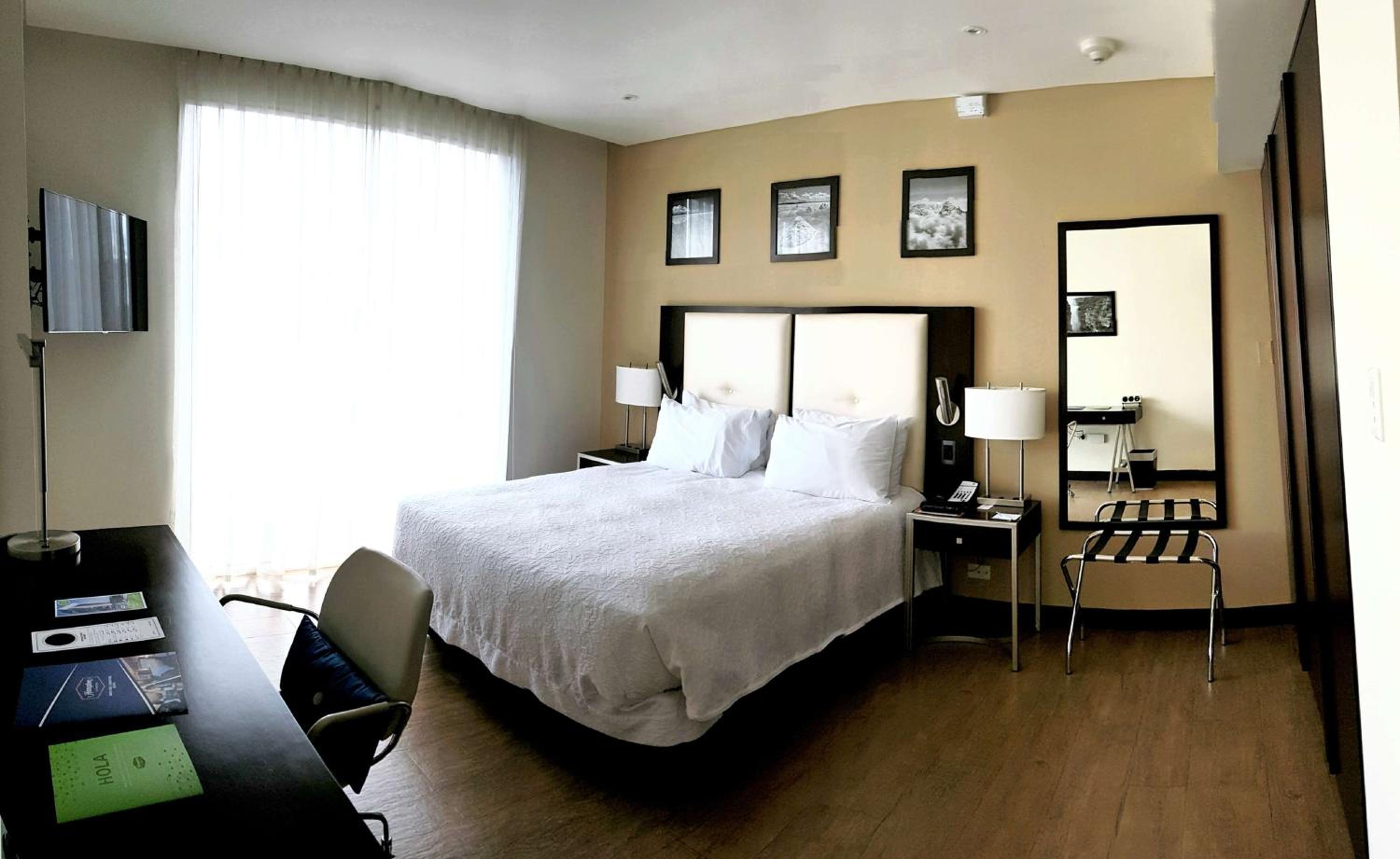 Queen Room with Panoramic View
