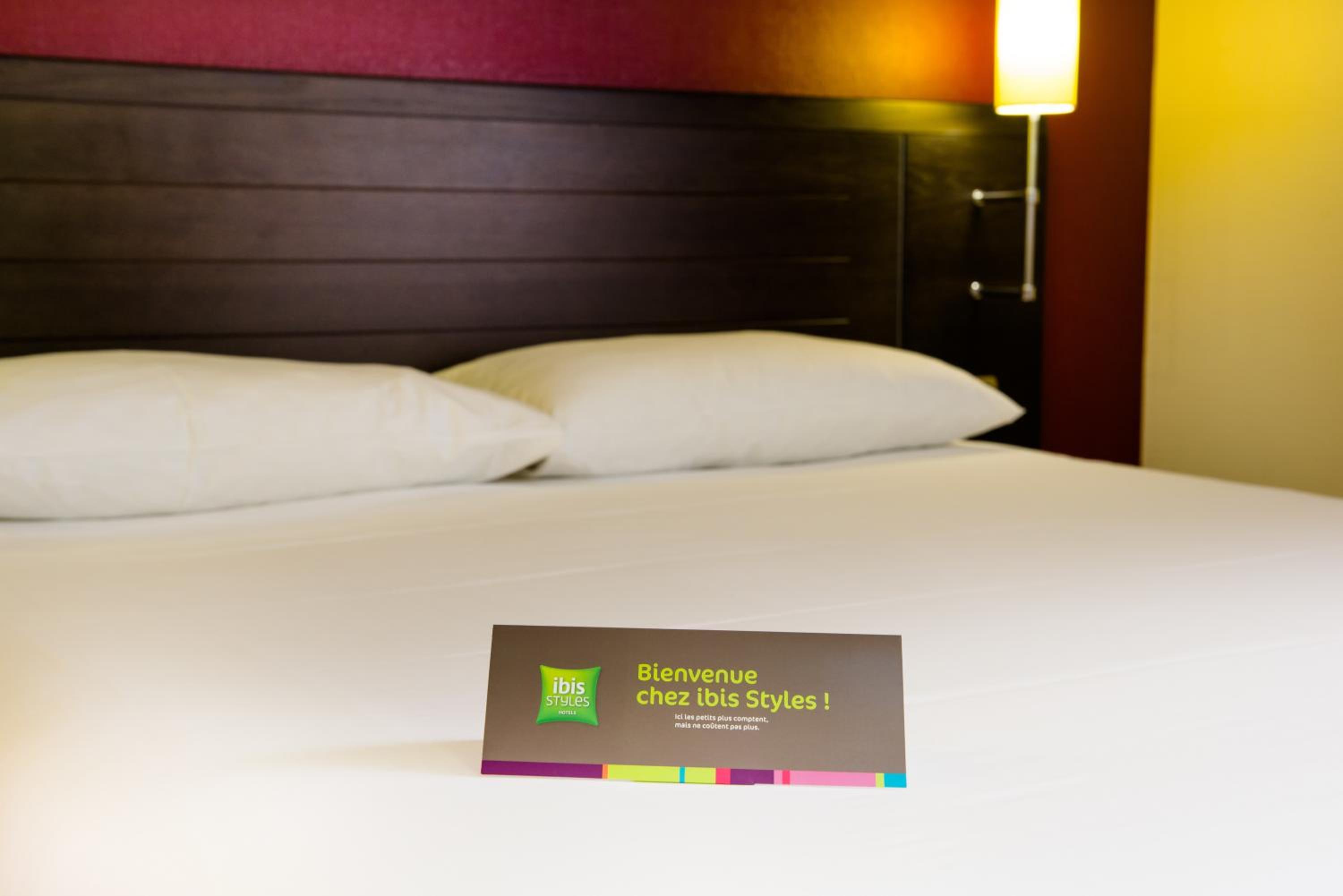 Standard Double Room - Photo 6
