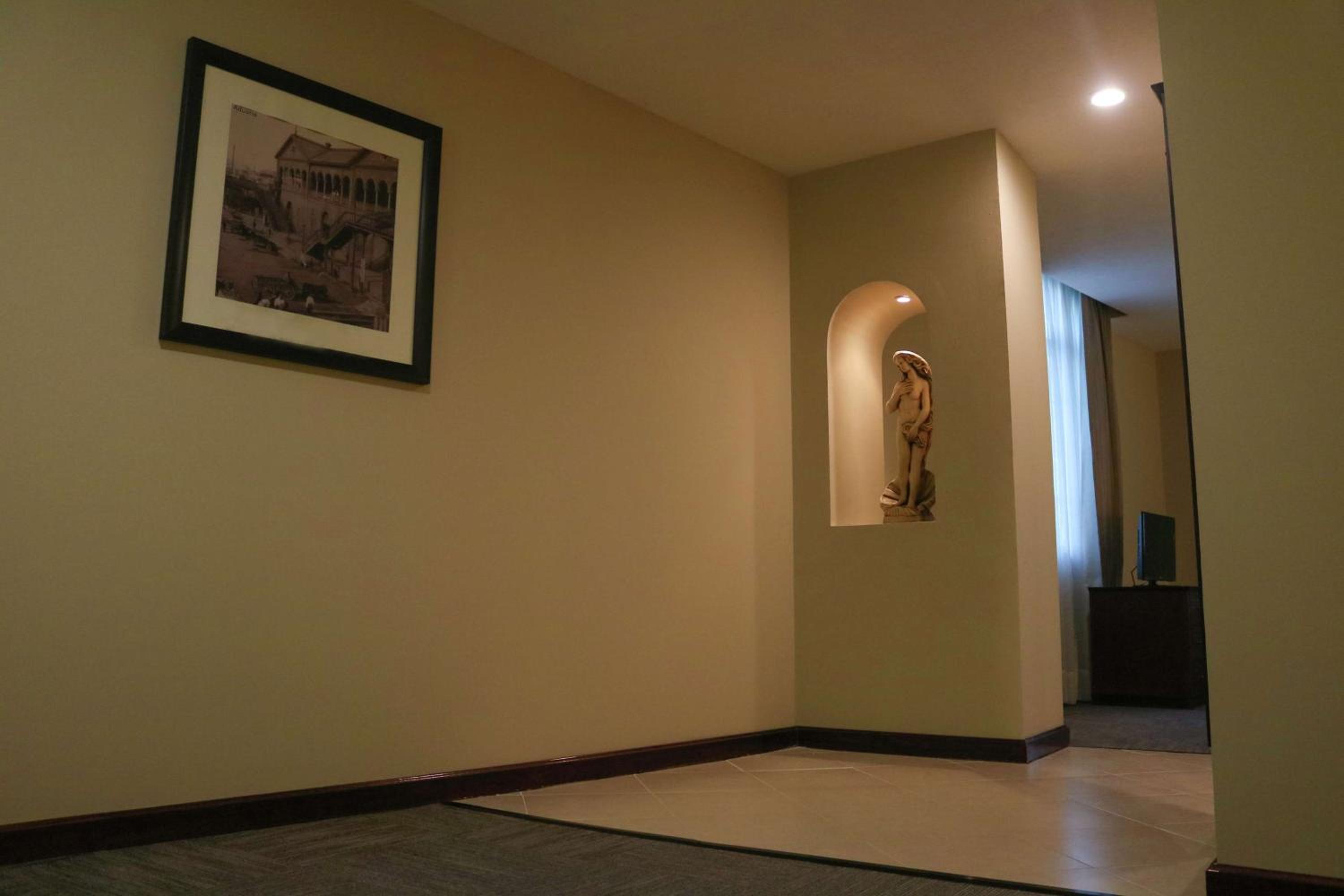King Studio Suite - Non Smoking - Photo 5