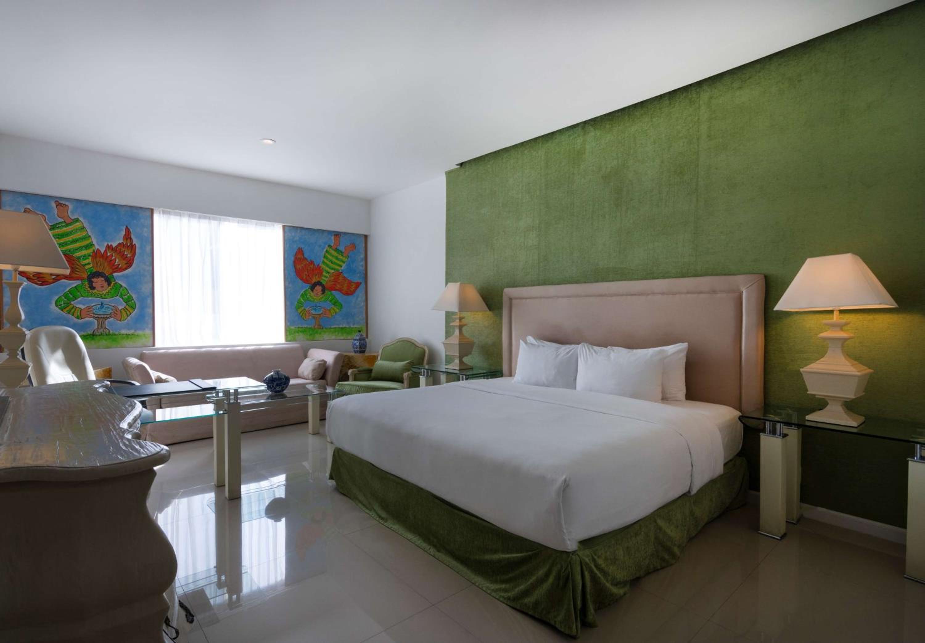 Grand King Room - Photo 6