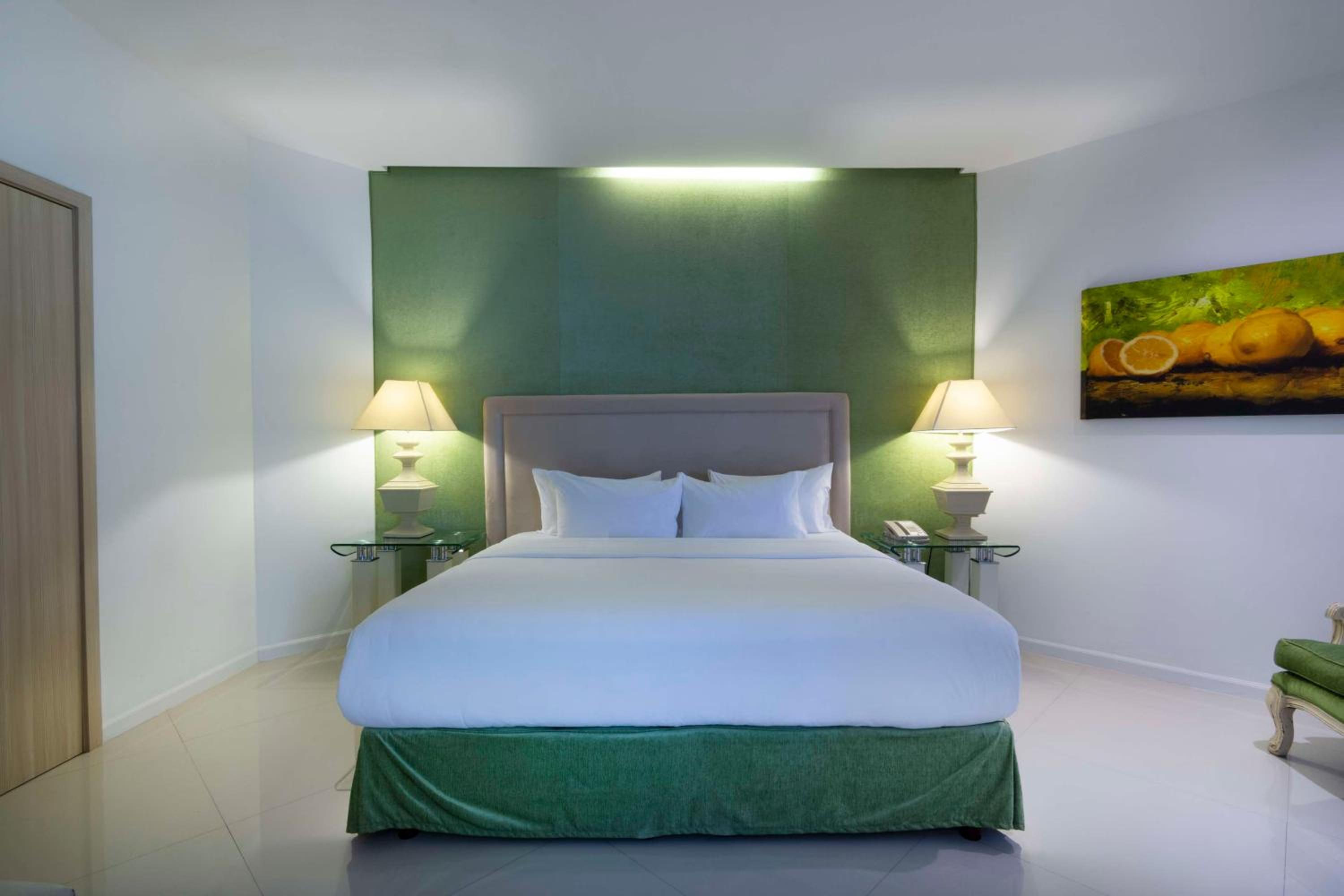 Governor Suite - Photo 3