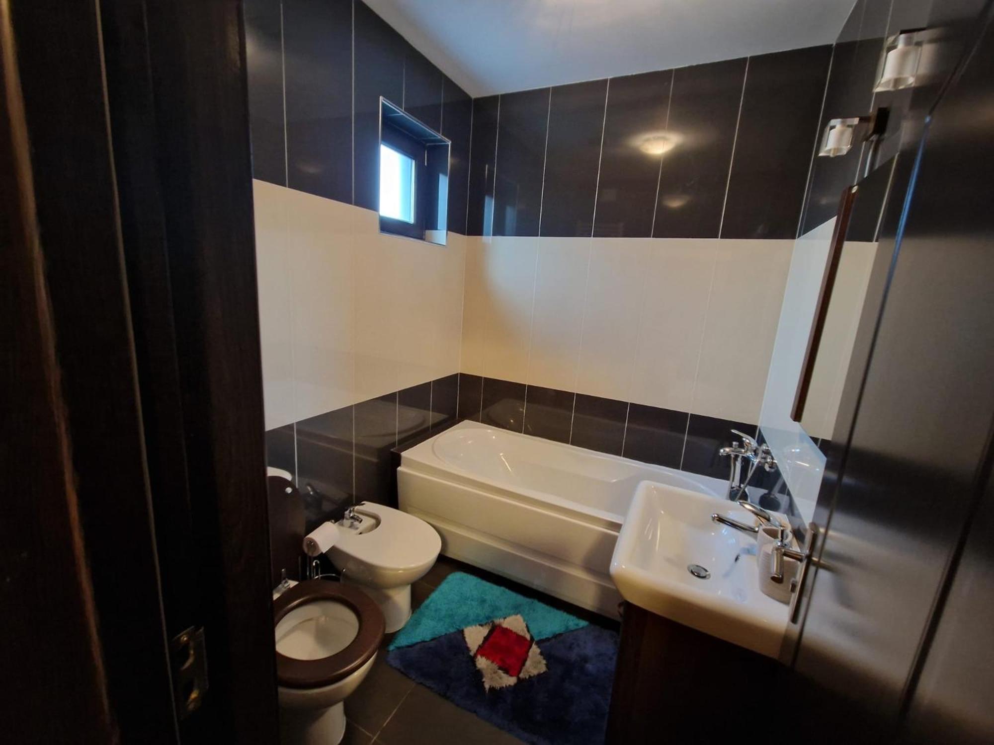 Deluxe Double or Twin Room photo 3