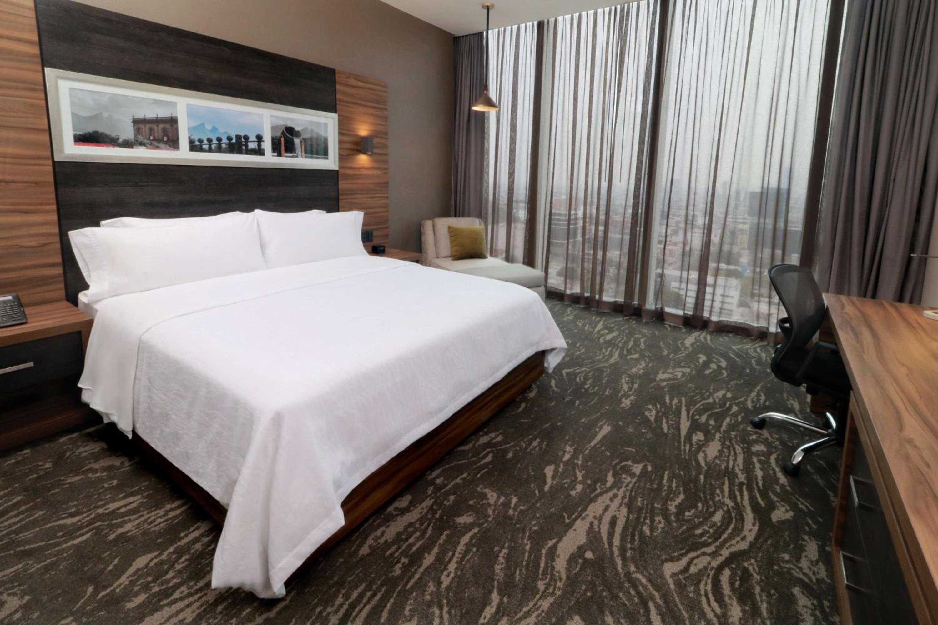 Queen Room - Photo 1