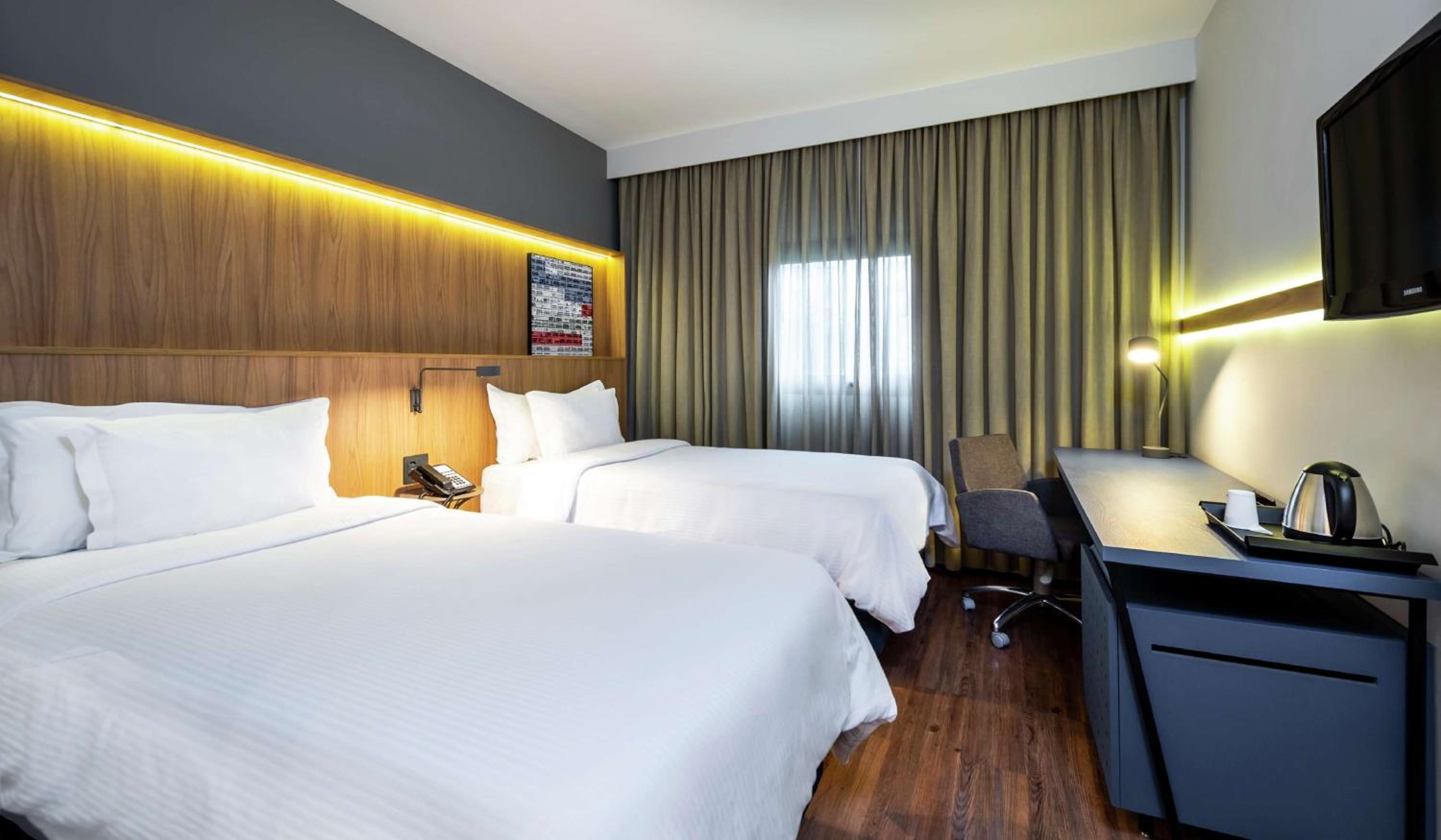 Twin Room - Non-Smoking