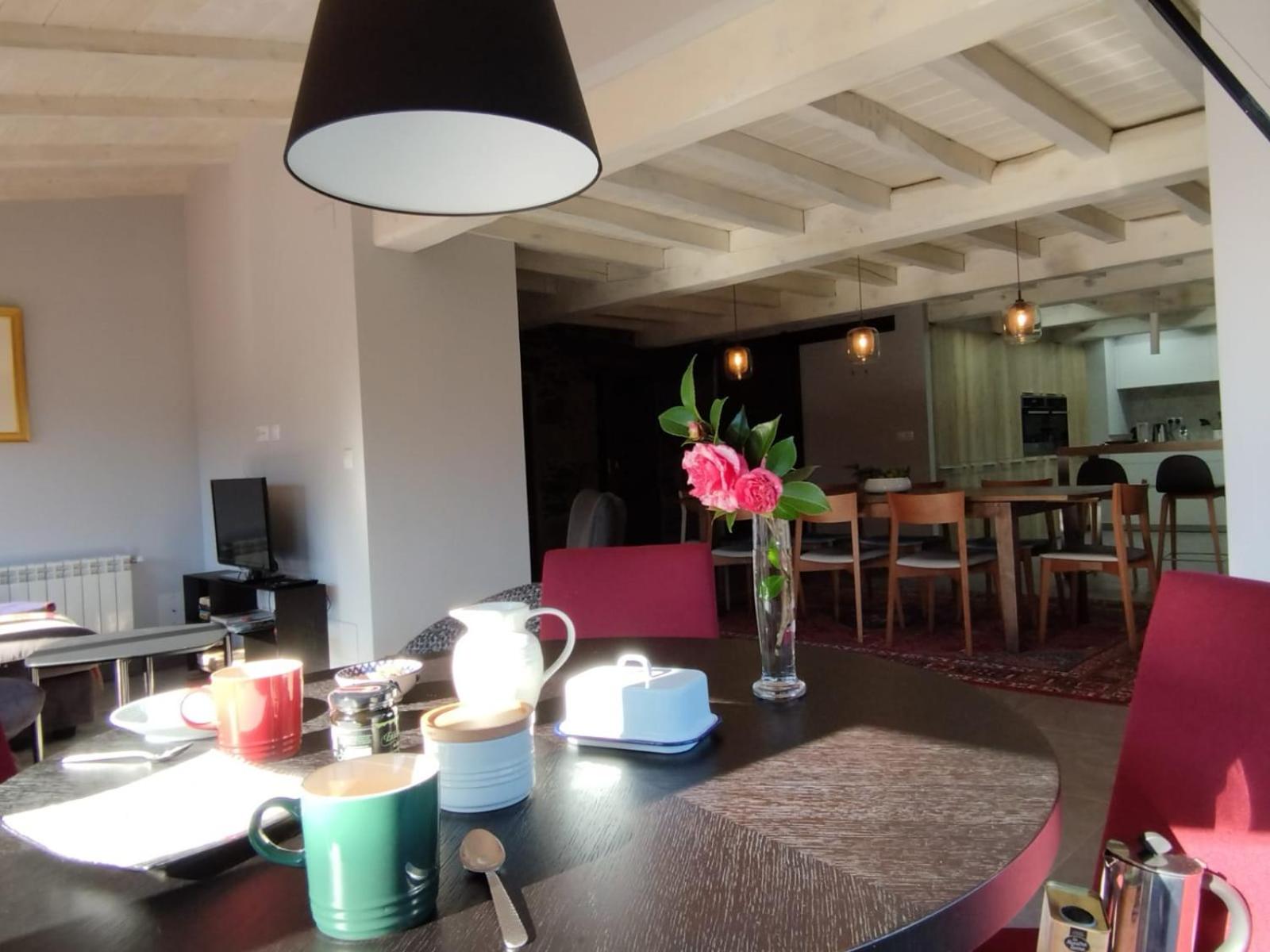 Villa photo 2