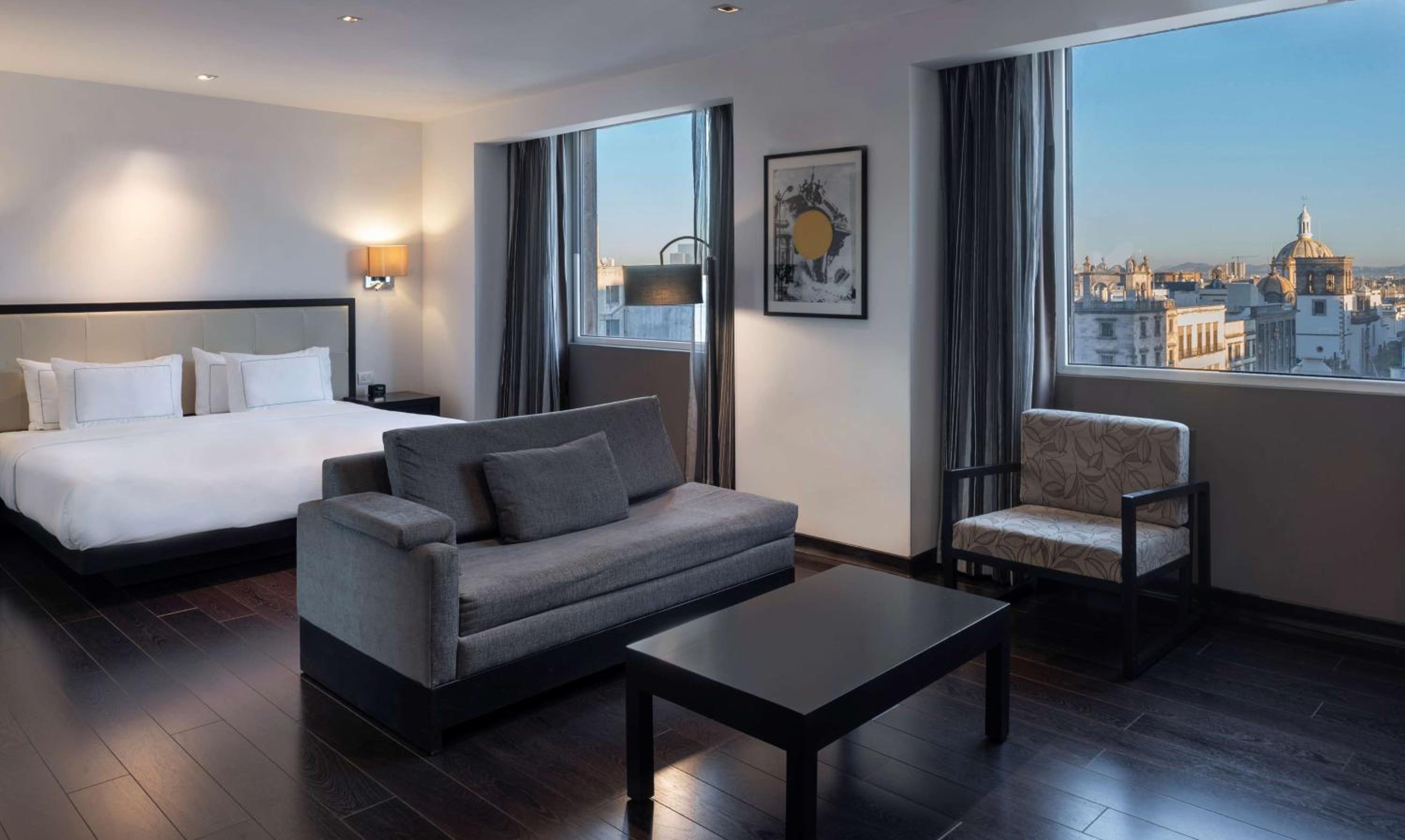 Junior King Suite with Seating Area
