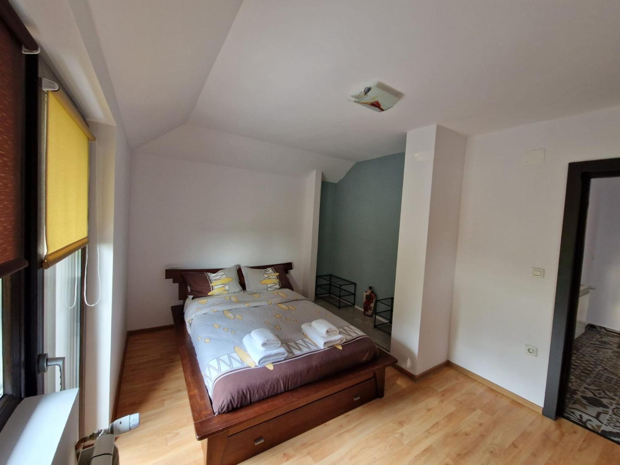 Deluxe Double or Twin Room photo 2