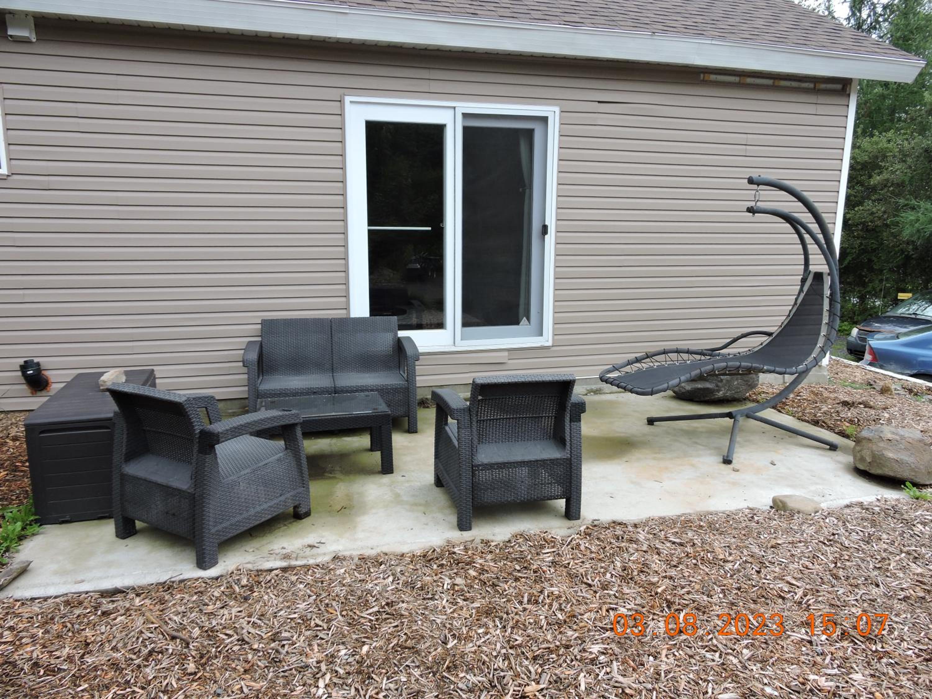 Family Room with Terrace photo 3