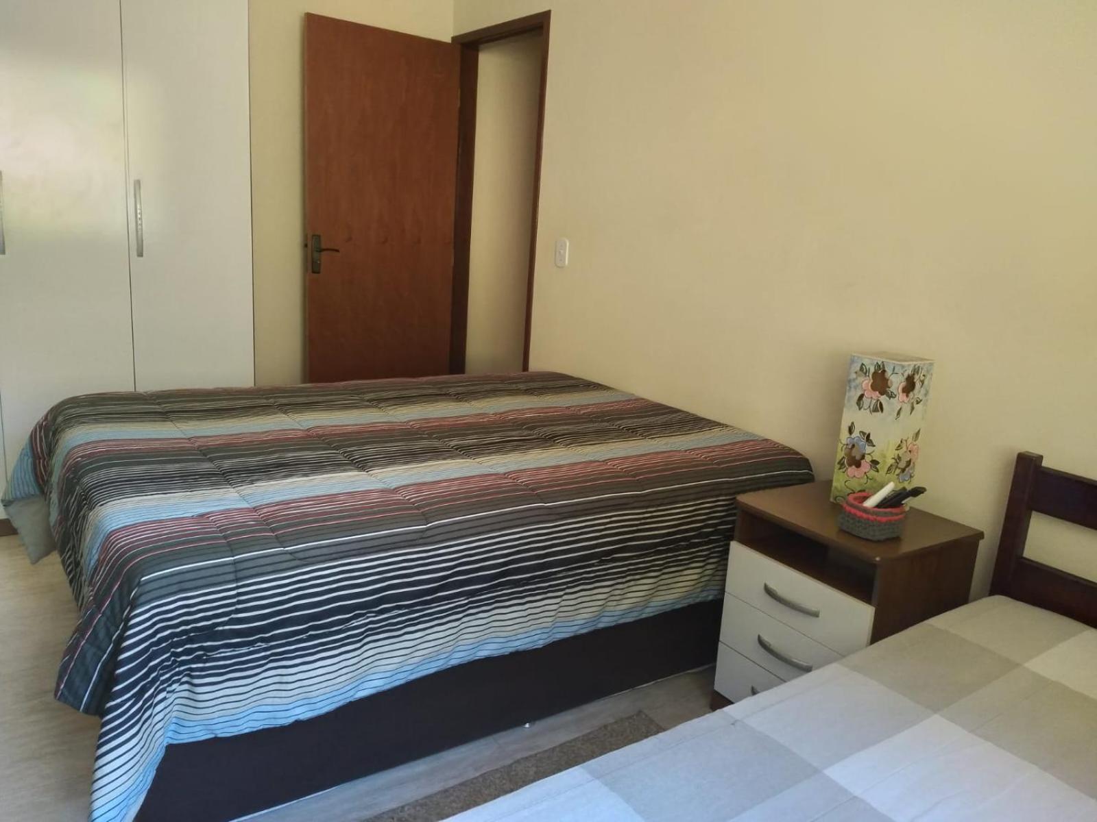 Basic Triple Room with Shared Bathroom photo 1
