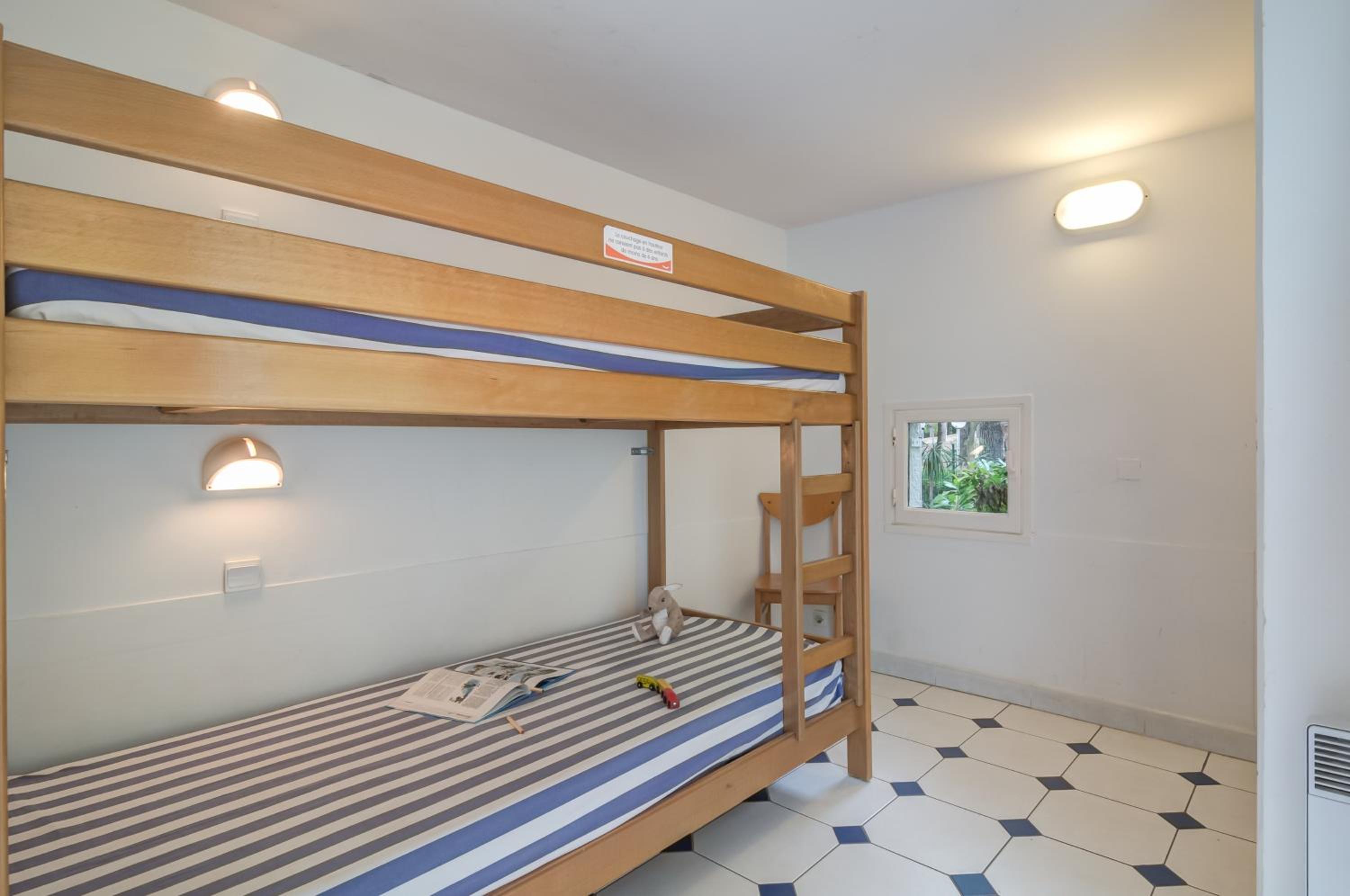Two-Bedroom Apartment with Terrace (6 People) - Ground Floor - Photo 2