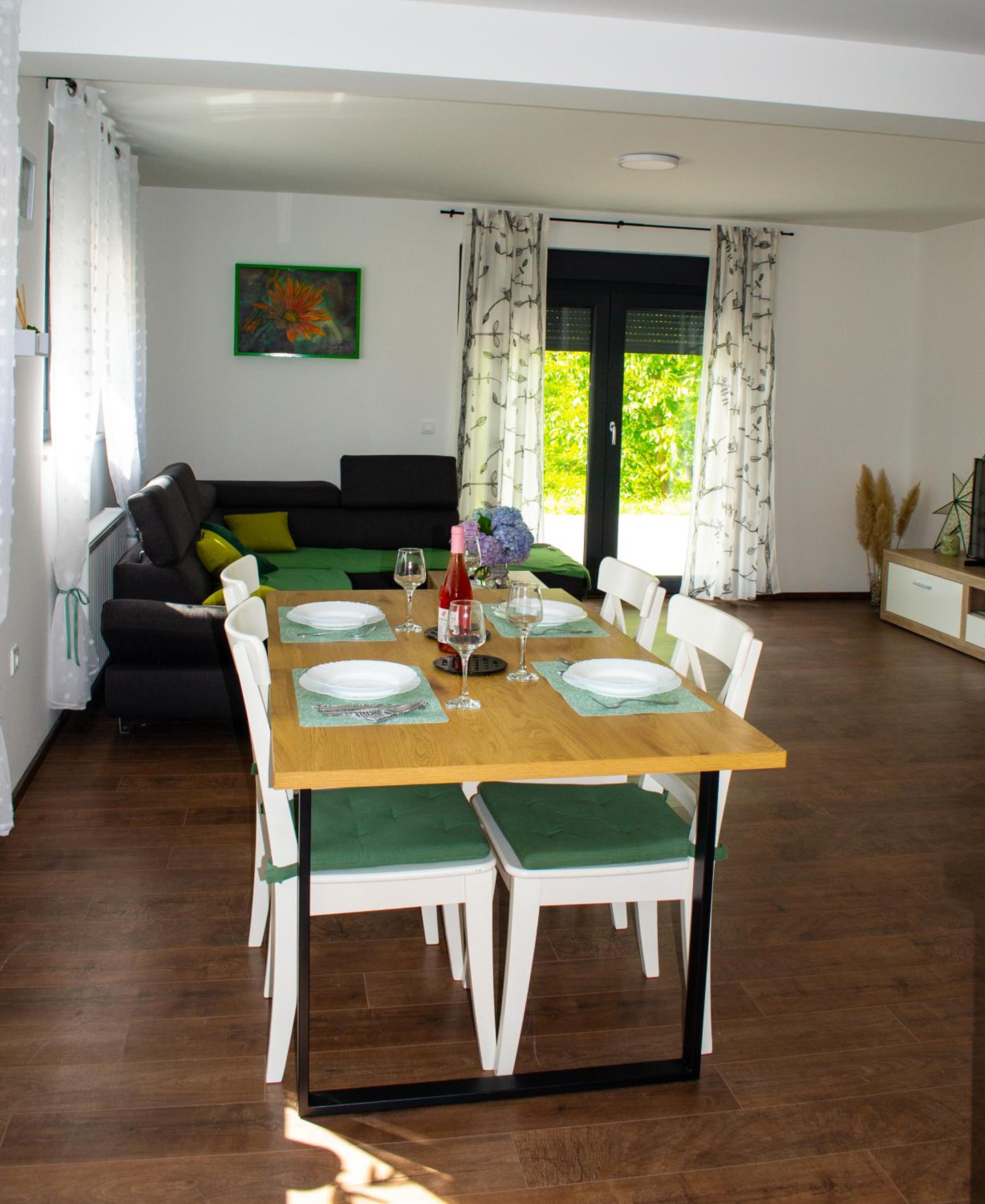 One-Bedroom Premium Apartment - Photo 1