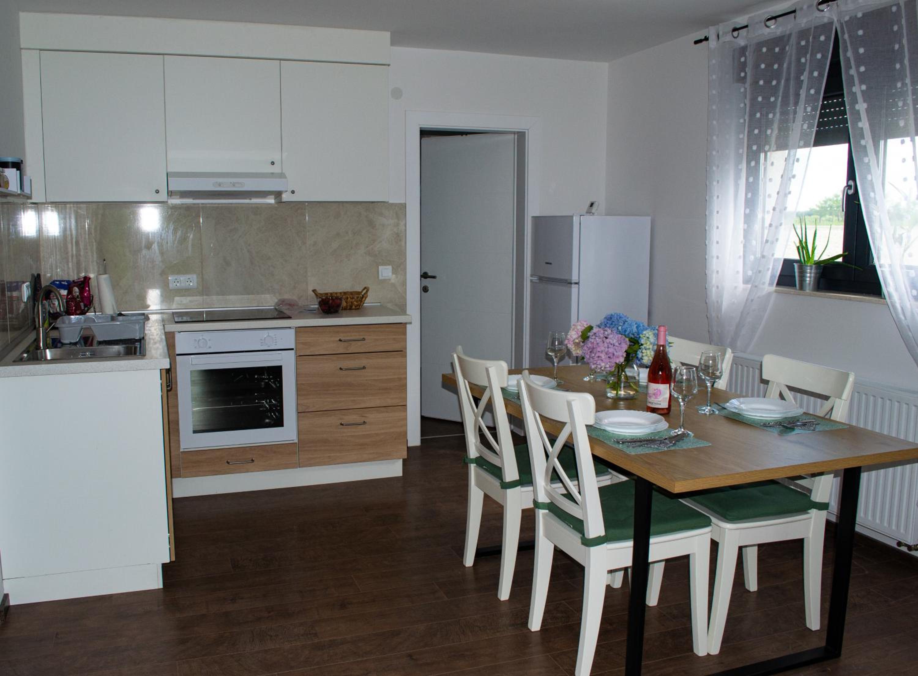 One-Bedroom Premium Apartment - Photo 2