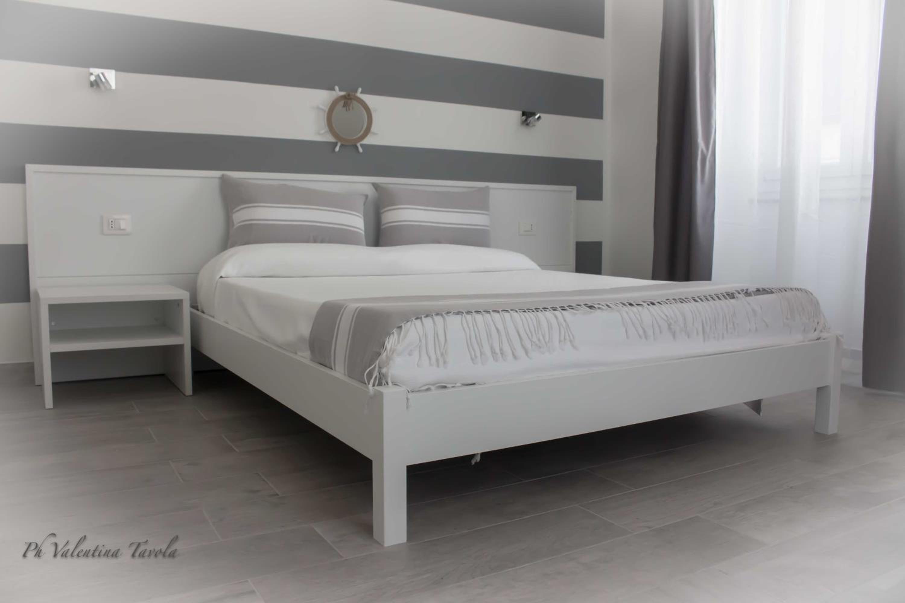 Double Room - Photo 5