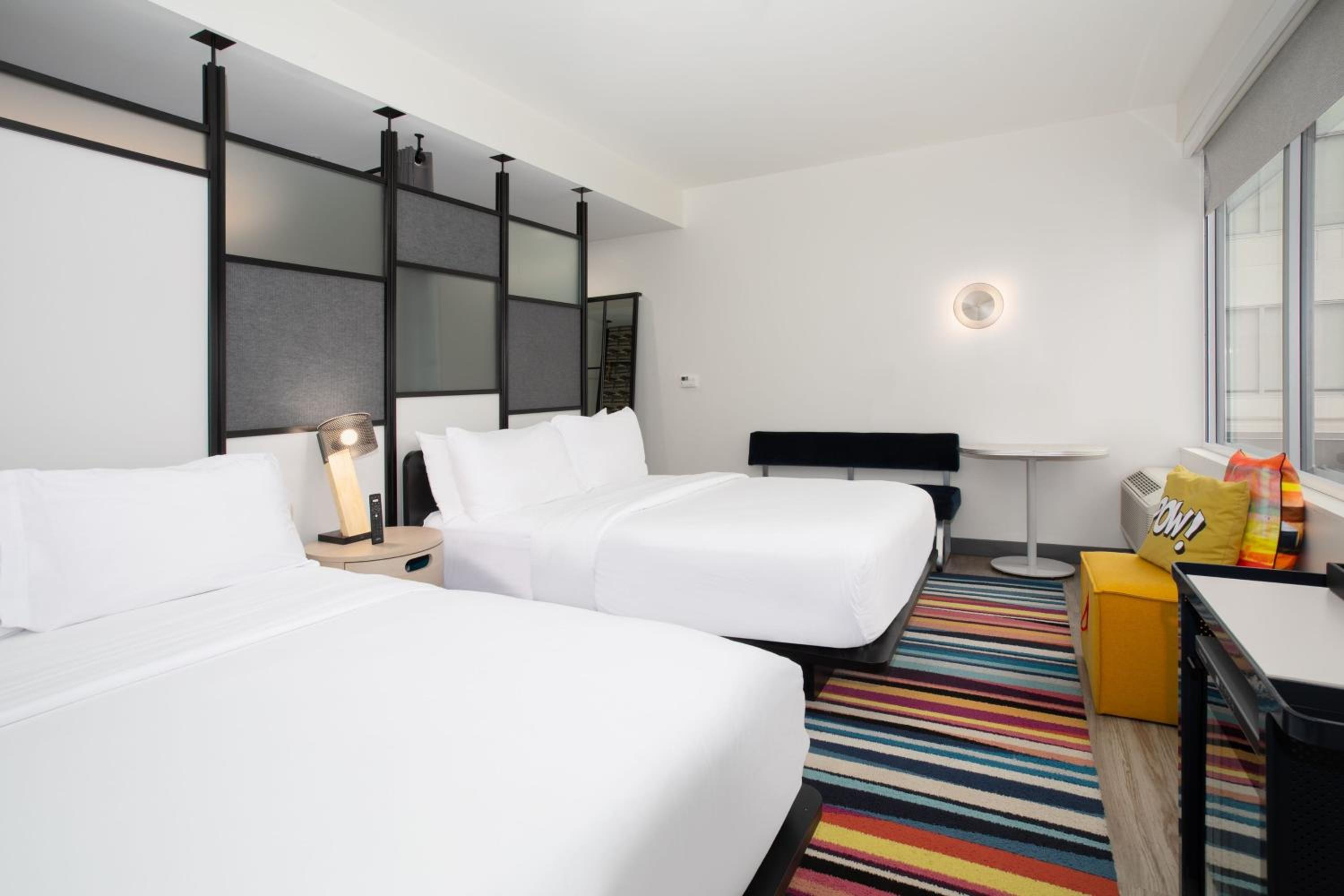 Aloft, Guest room, 2 Queen - Photo 1