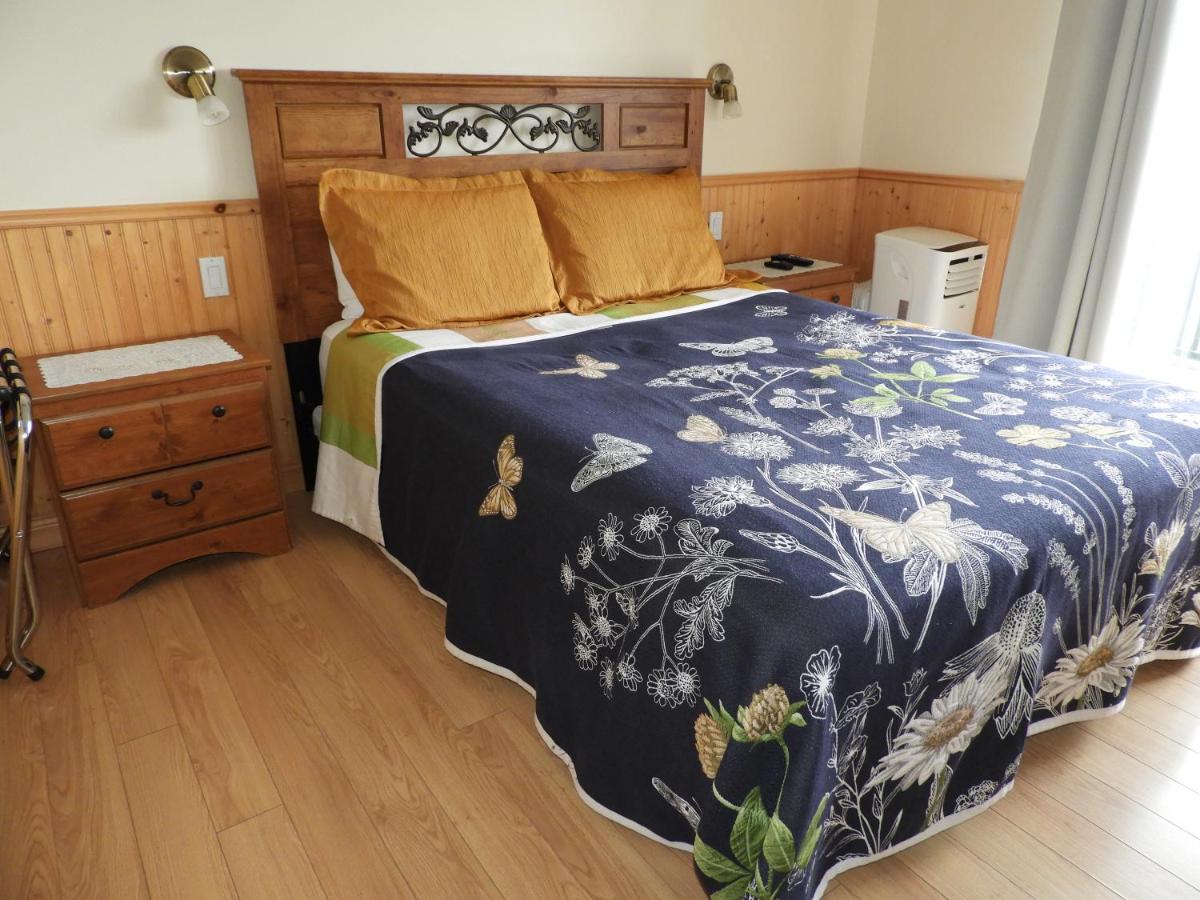 Double Room with Balcony photo 2