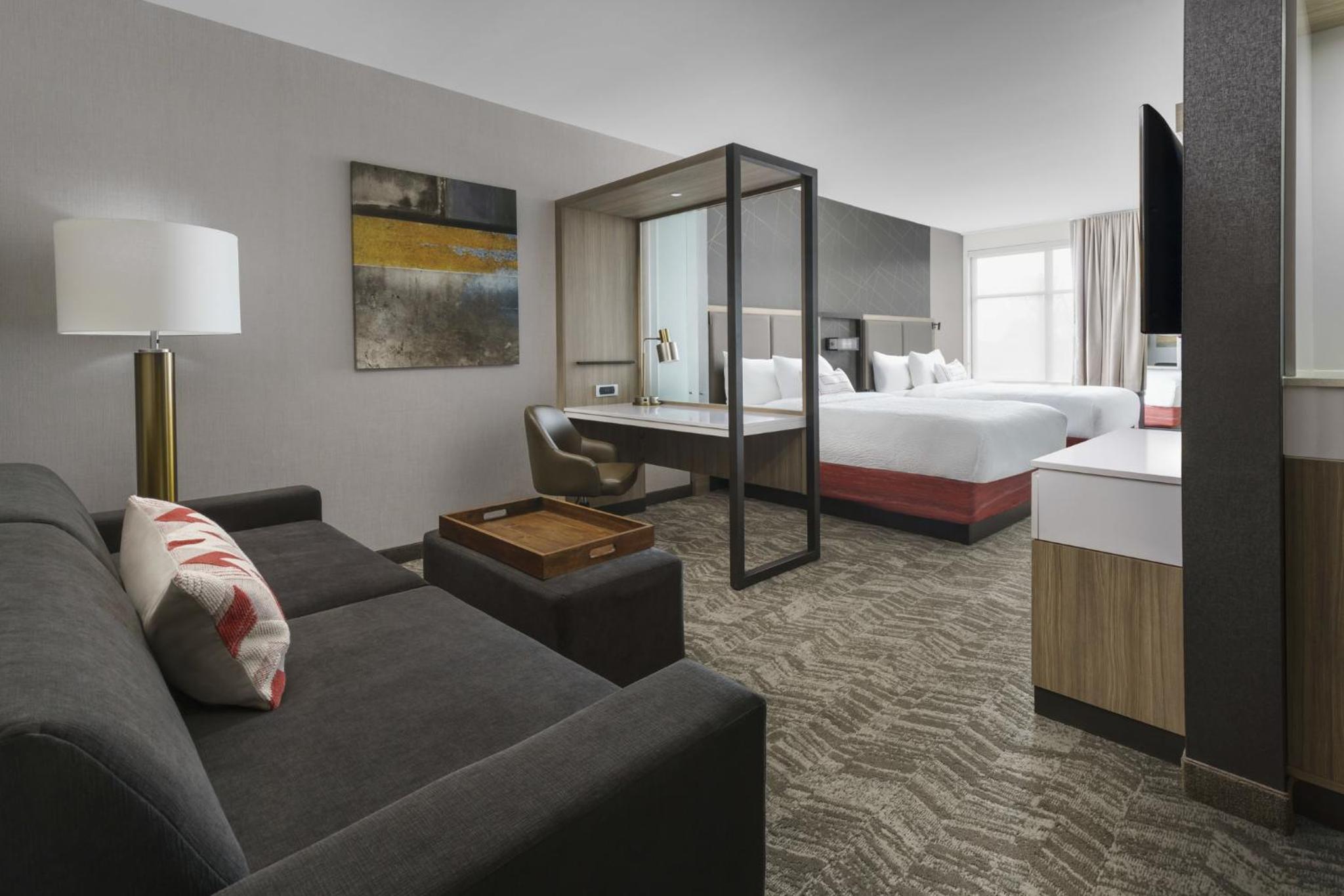 Suite with 2 Queen Trundle Beds  - Photo 1