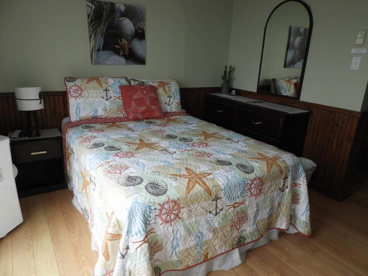 Double Room with Balcony and Sea View photo 2