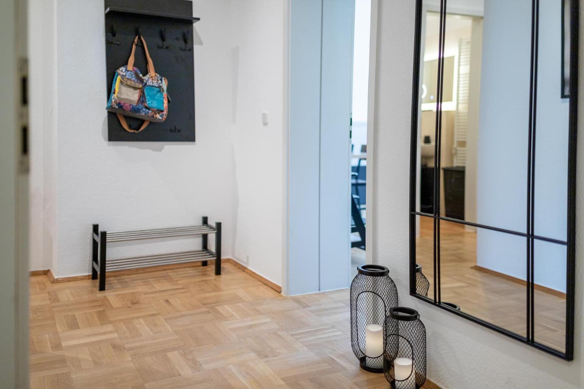One-Bedroom Apartment with Balcony photo 3