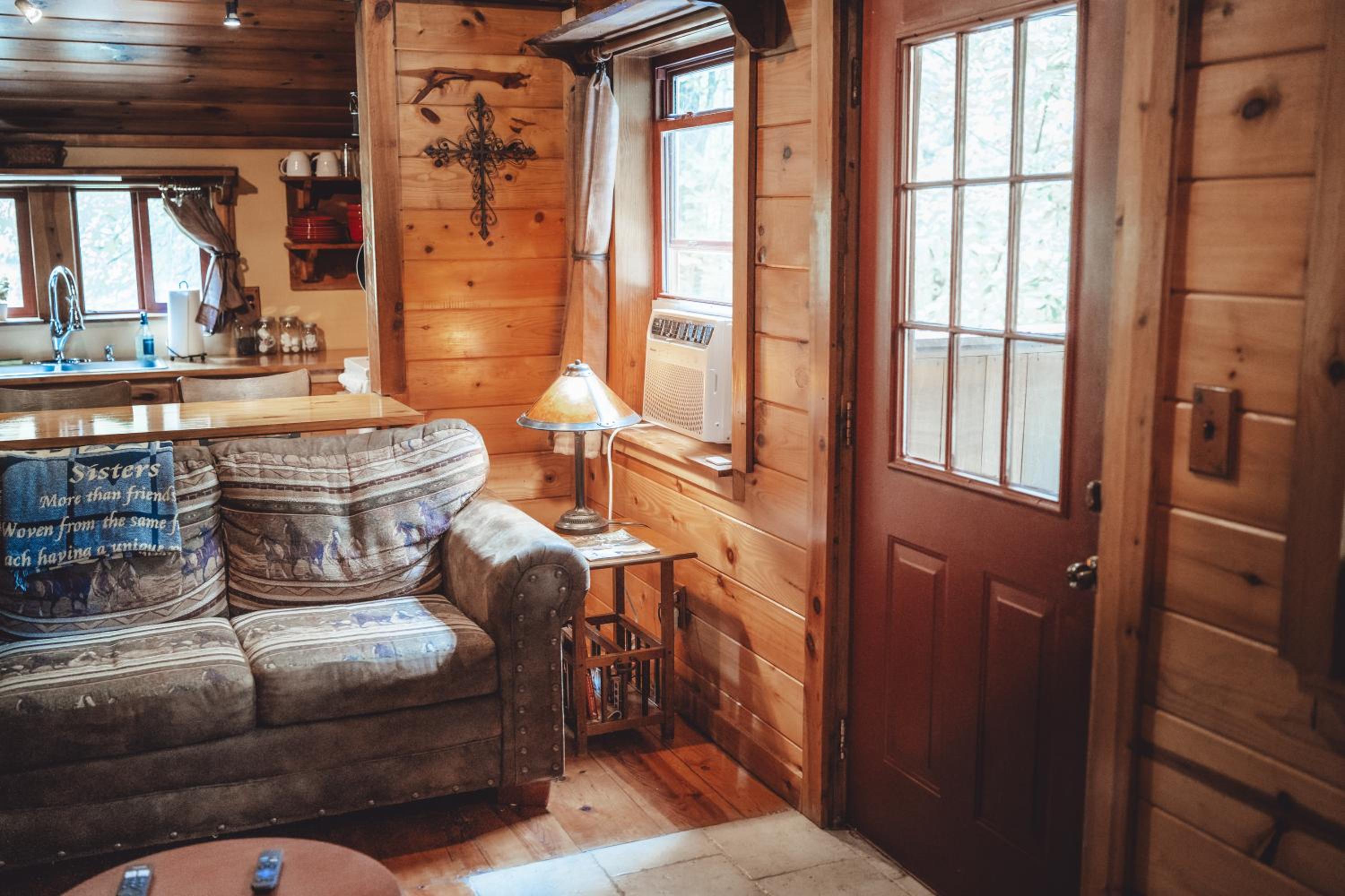 One-Bedroom House photo 2