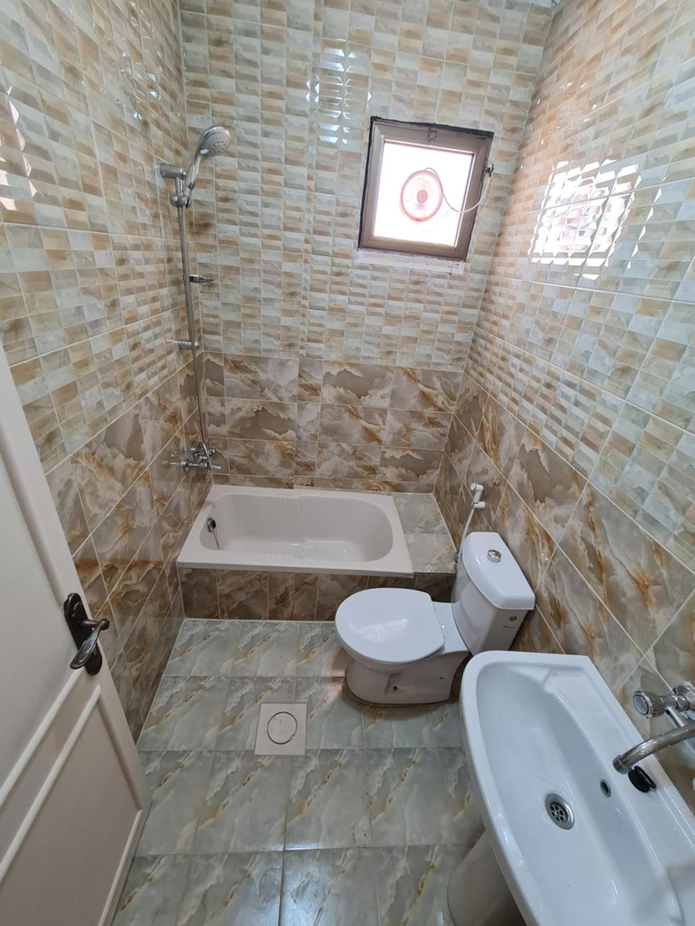 Double Room With Shared Bathroom photo 3
