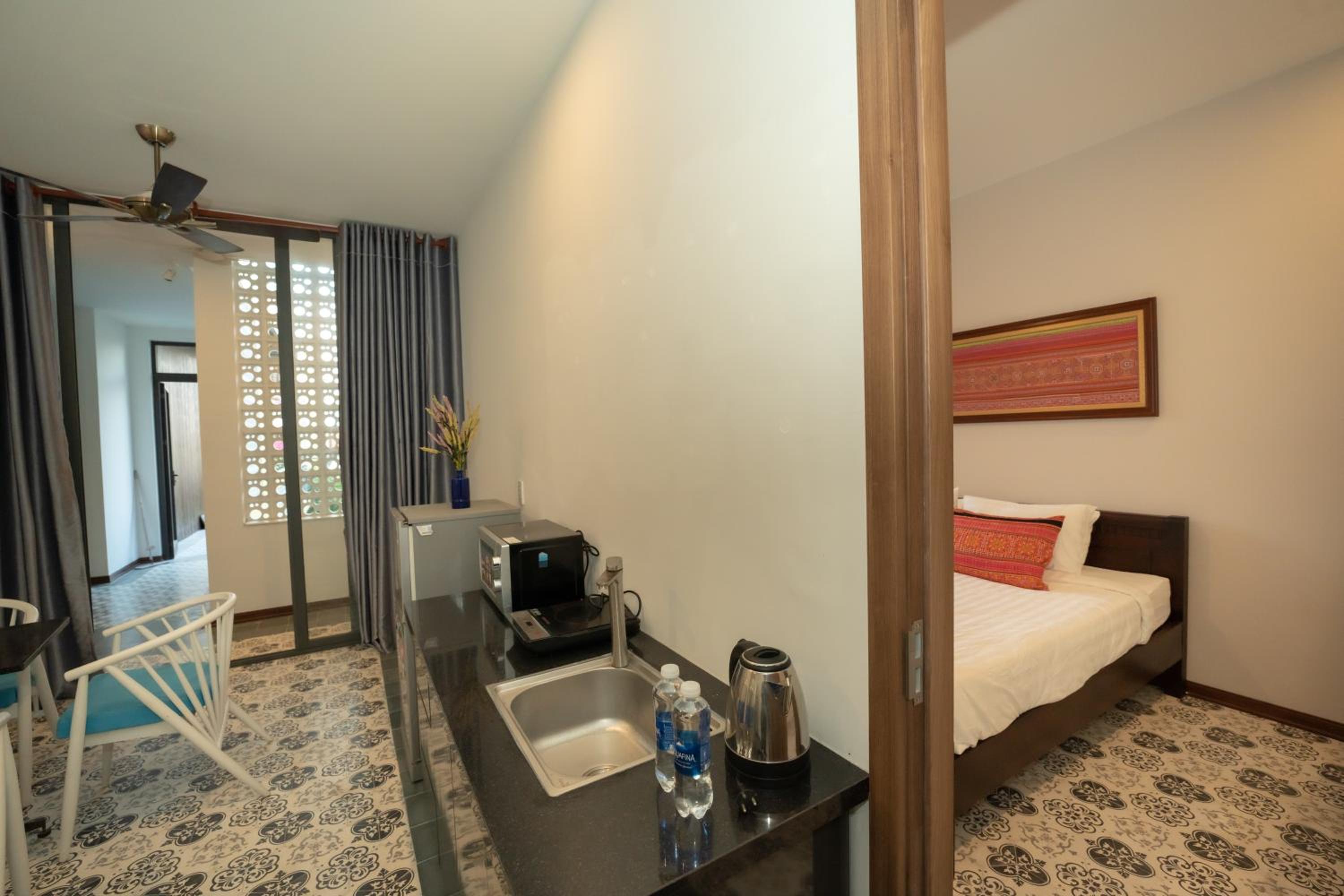Deluxe Room - Photo 4