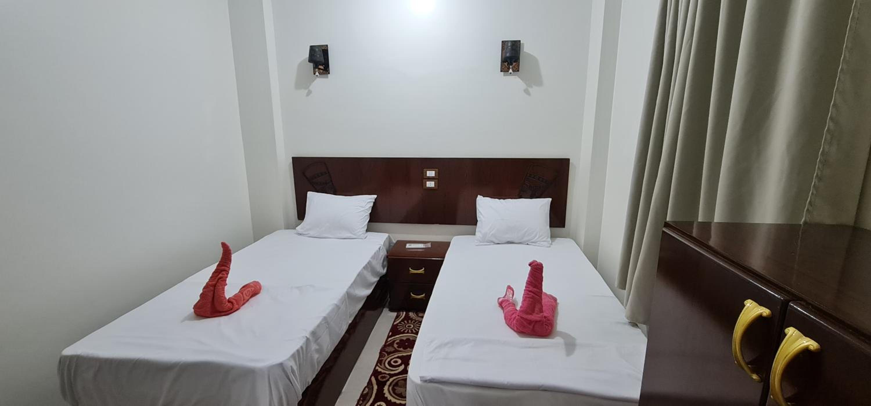 Double Room with Private Bathroom photo 1