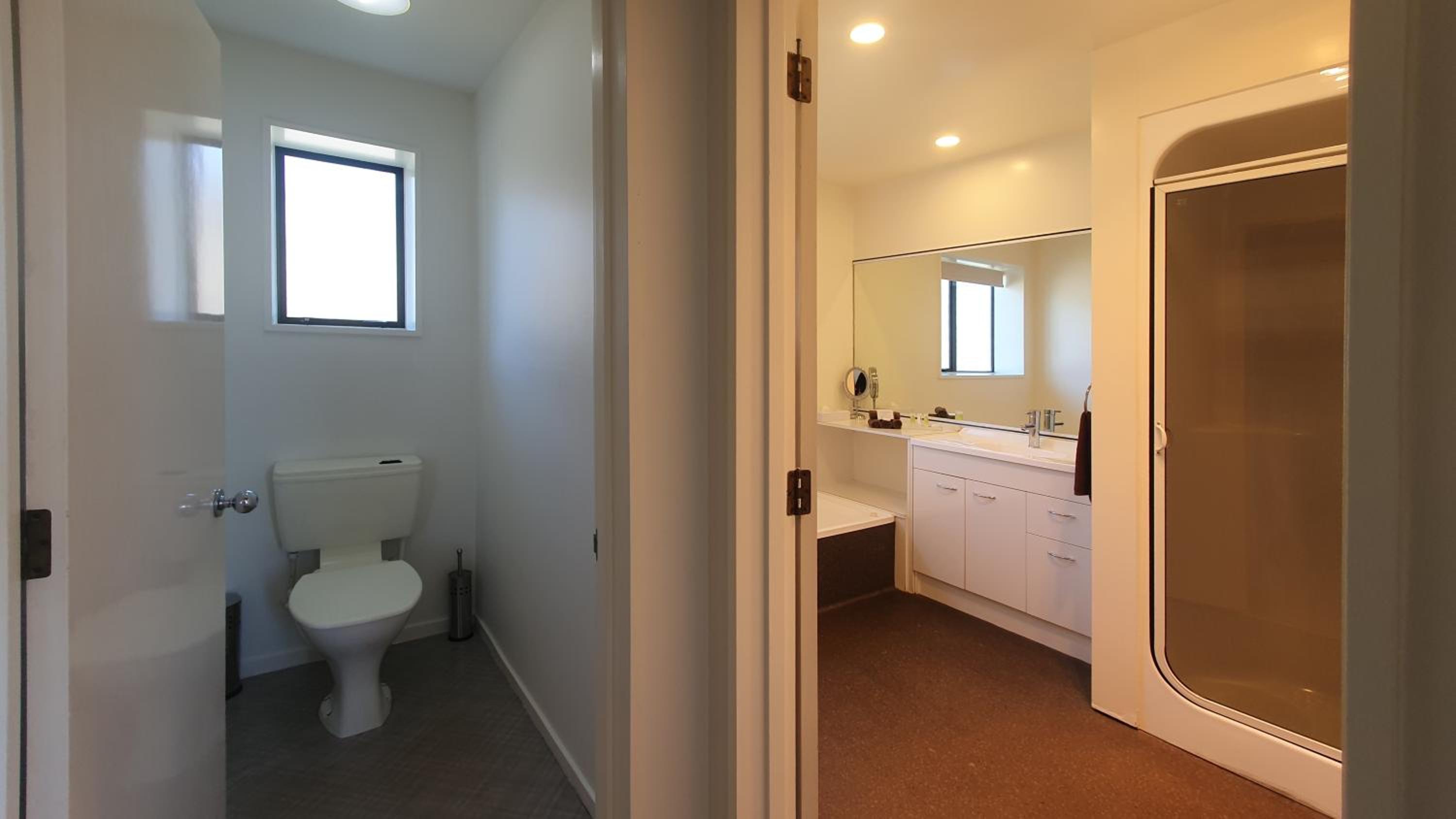 Two-Bedroom Townhouse photo 3