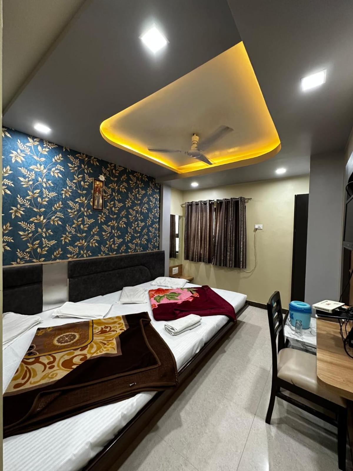 Deluxe Family Room with Air Conditioning